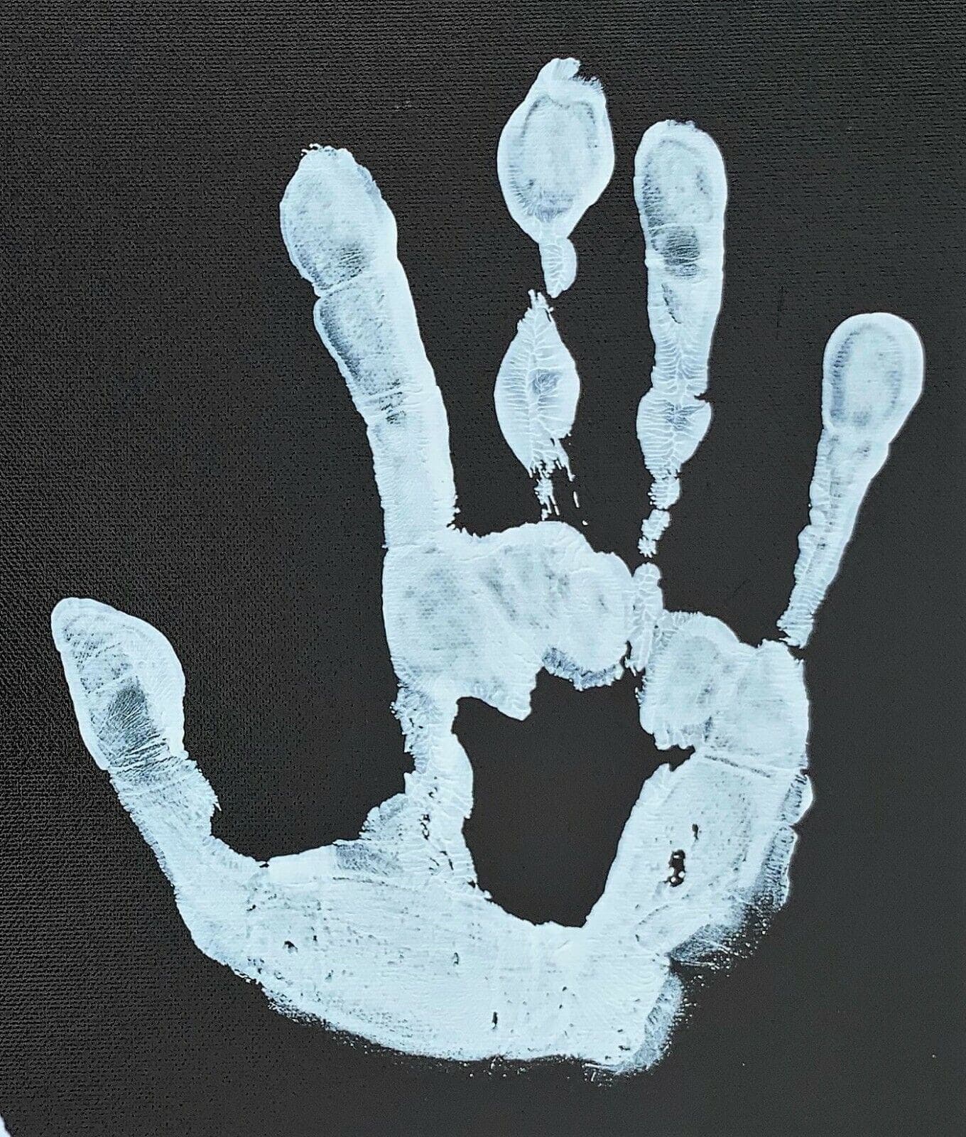 Julius Dr. J Erving Handprint Unstretched 20×36 Canvas Signed JSA Z65907 Julius Erving Canvas 20x36-dr-handprint-unstretched-20-36-z65907, Philadelphia 76ers, view 3, supplier stock photo