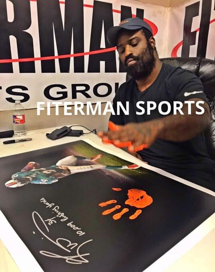 Ricky Williams Handprint Ustretched 20×36 Canvas Dolphins Signed JSA Z65934 Ricky Williams Canvas 20x36-handprint-ustretched-20-36-z65934, Miami Dolphins, view 5, supplier stock photo