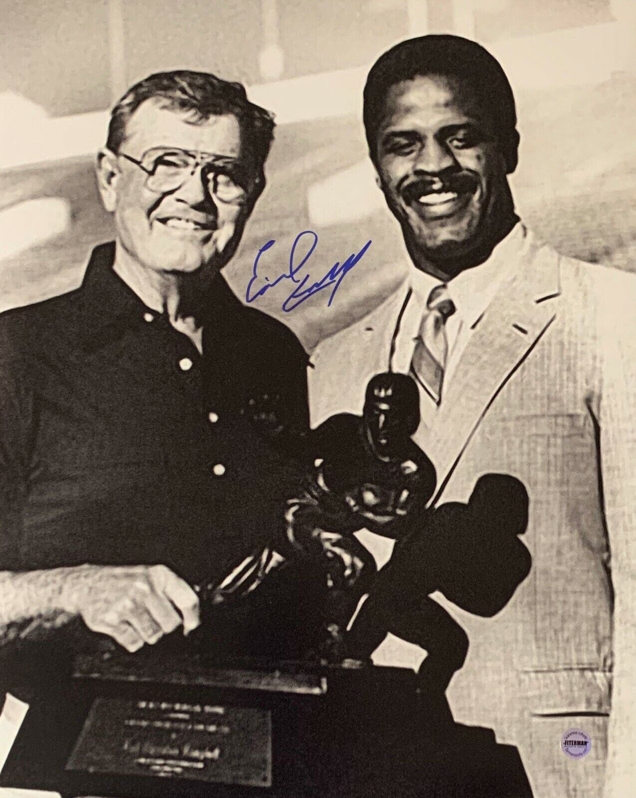 Earl Campbell University of Texas Signed 16×20 Photo EC Exclusive Hologram Heis Earl Campbell Photo 16x20-university-16-20-ec-hologram-heis, Texas Longhorns, supplier stock photo