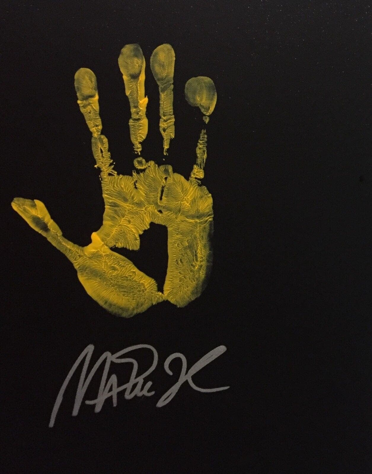 Magic Johnson Handprint Unstretched 20×36 Canvas Purple Signed JSA Z05729 1 Magic Johnson Canvas 20x36-handprint-unstretched-20-36-purple-z05729, Los Angeles Lakers, view 2, supplier stock photo