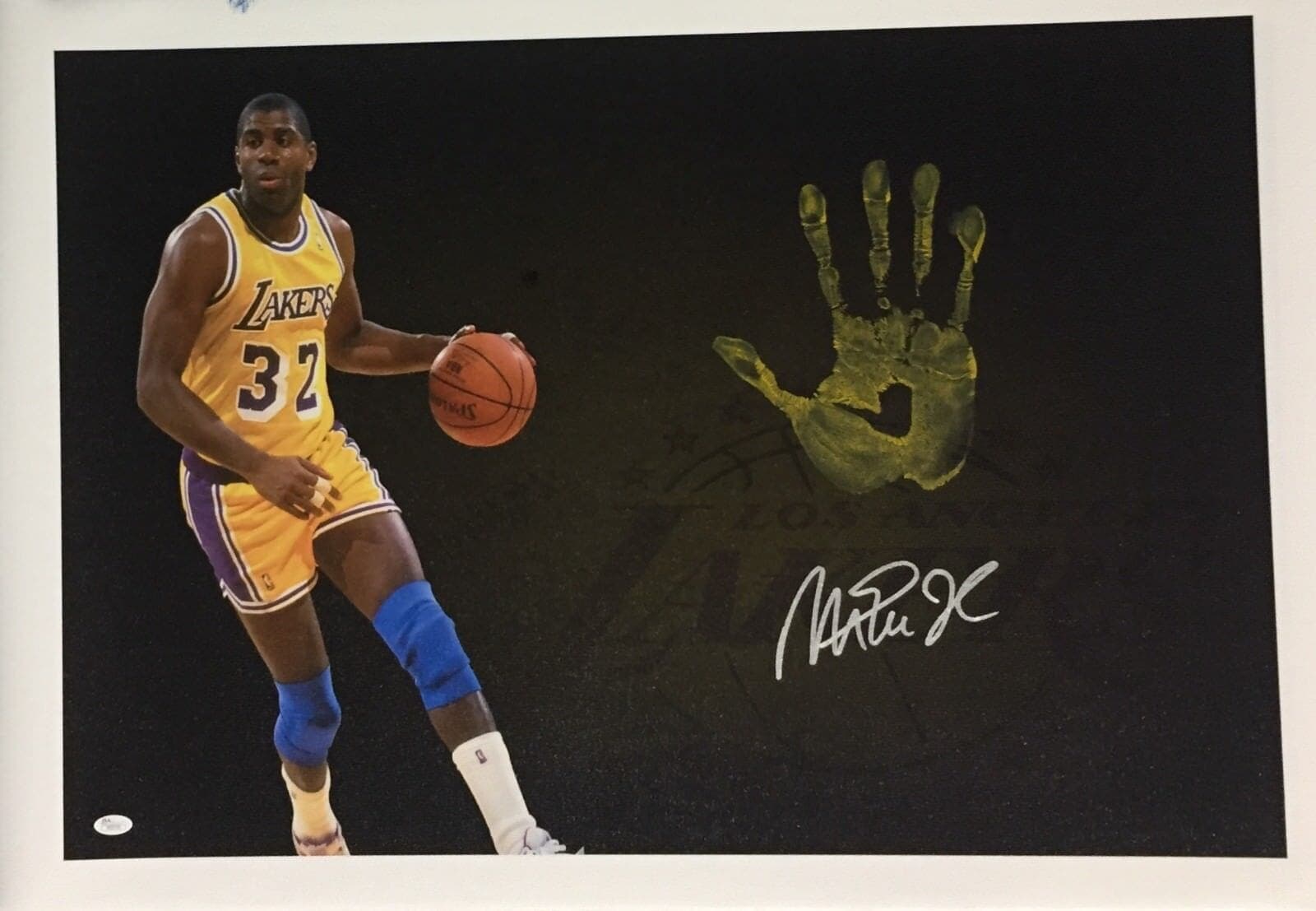 Magic Johnson Handprint Unstretched 20×36 Canvas Yellow Signed JSA Z05735 2 Magic Johnson Canvas 20x36-handprint-unstretched-20-36-yellow-z05735, Los Angeles Lakers, supplier stock photo