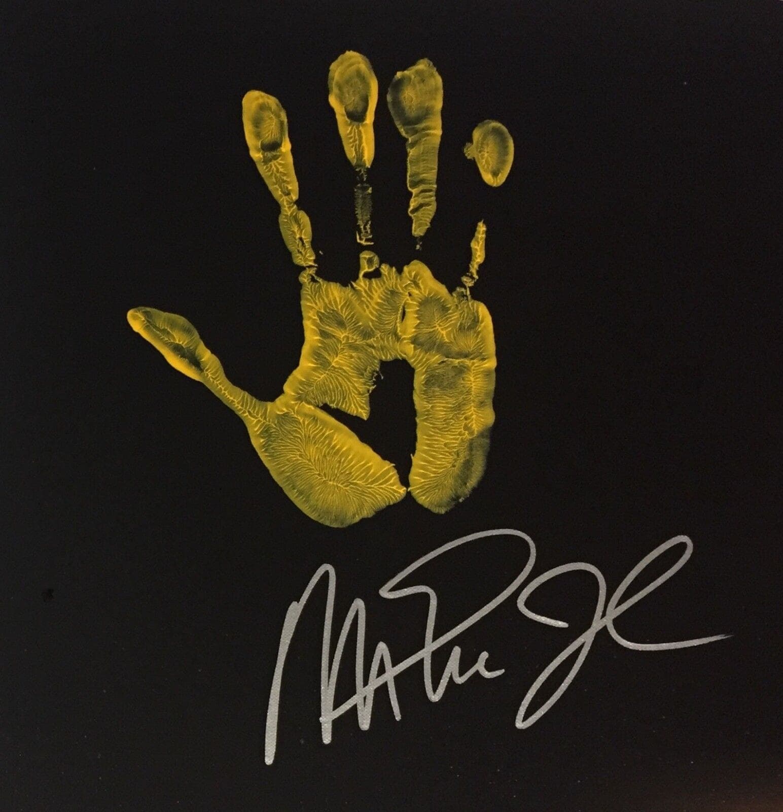 Magic Johnson Handprint Ustretched 20×36 Canvas Dribble Right Signed JSA Z05677 Magic Johnson Canvas 20x36-handprint-ustretched-20-36-dribble-right, Los Angeles Lakers, view 2, supplier stock photo