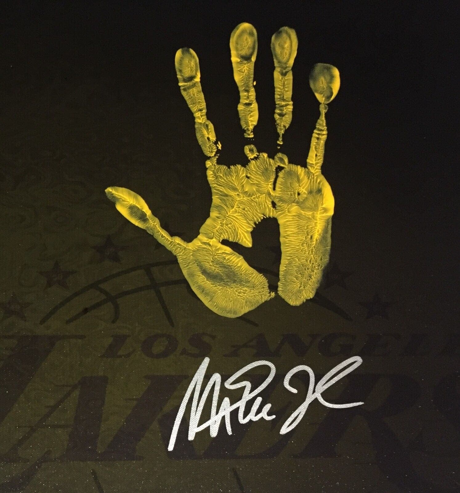 Magic Johnson Handprint Unstretched 20×36 Canvas Yellow Signed JSA Z05737 2 Magic Johnson Canvas 20x36-handprint-unstretched-20-36-yellow-z05737, Los Angeles Lakers, view 2, supplier stock photo