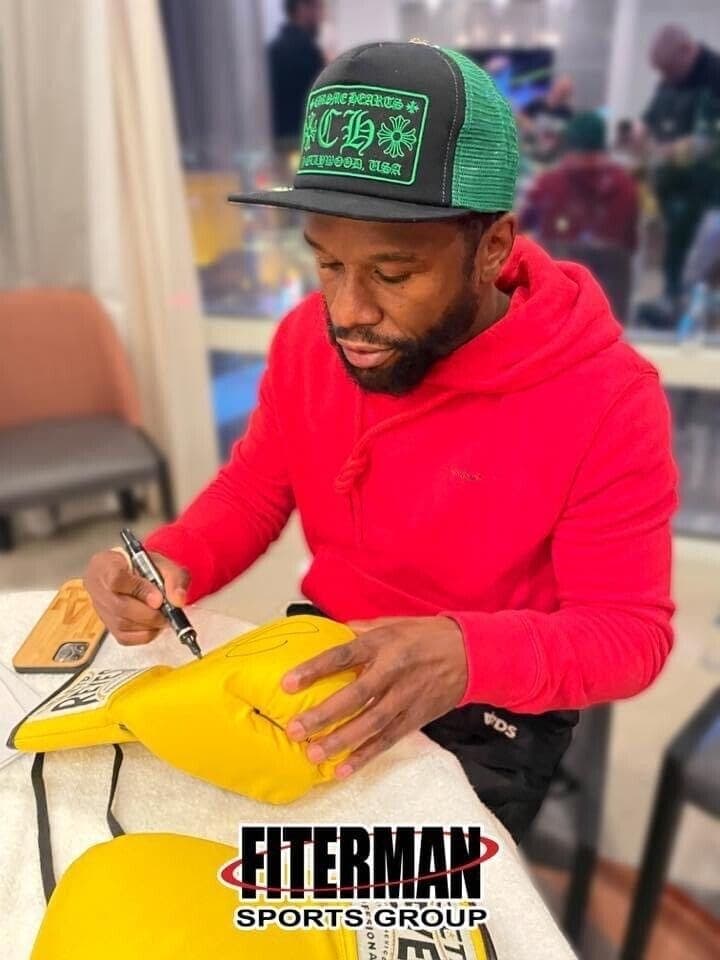 Floyd Mayweather Jr. Signed Autographed Yellow Reyes Boxing Glove JSA Right Floyd Mayweather Jr. Glove floyd-mayweather-jr-yellow-reyes-boxing, view 3, supplier stock photo