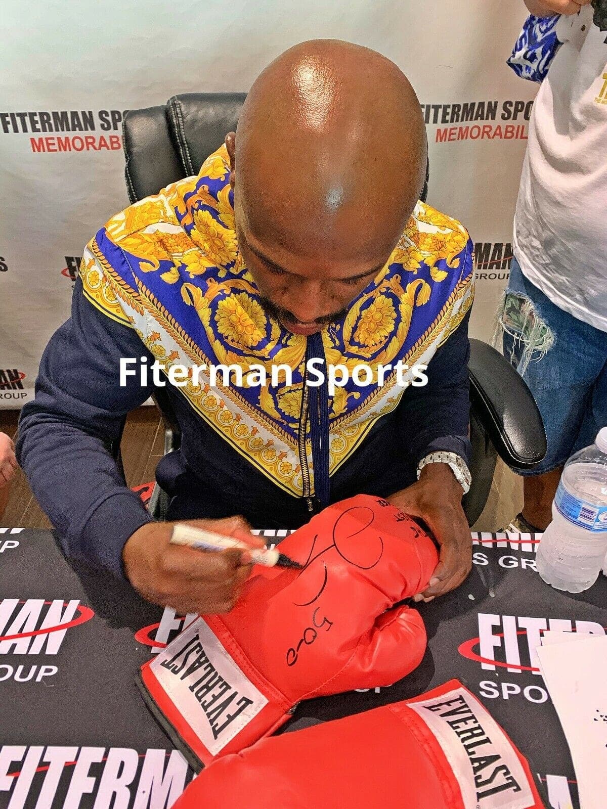 Floyd Mayweather Jr. Signed Autographed Red Boxing Glove JSA Right WA423700 Floyd Mayweather Jr. Glove wa423700, view 3, supplier stock photo