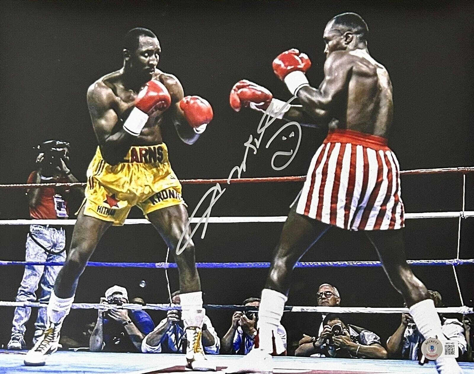 Sugar Ray Leonard Signed Autographed 11×14 Photo Beckett Authenticated #3 Sugar Ray Leonard Photo 11x14-11-14-3, supplier stock photo