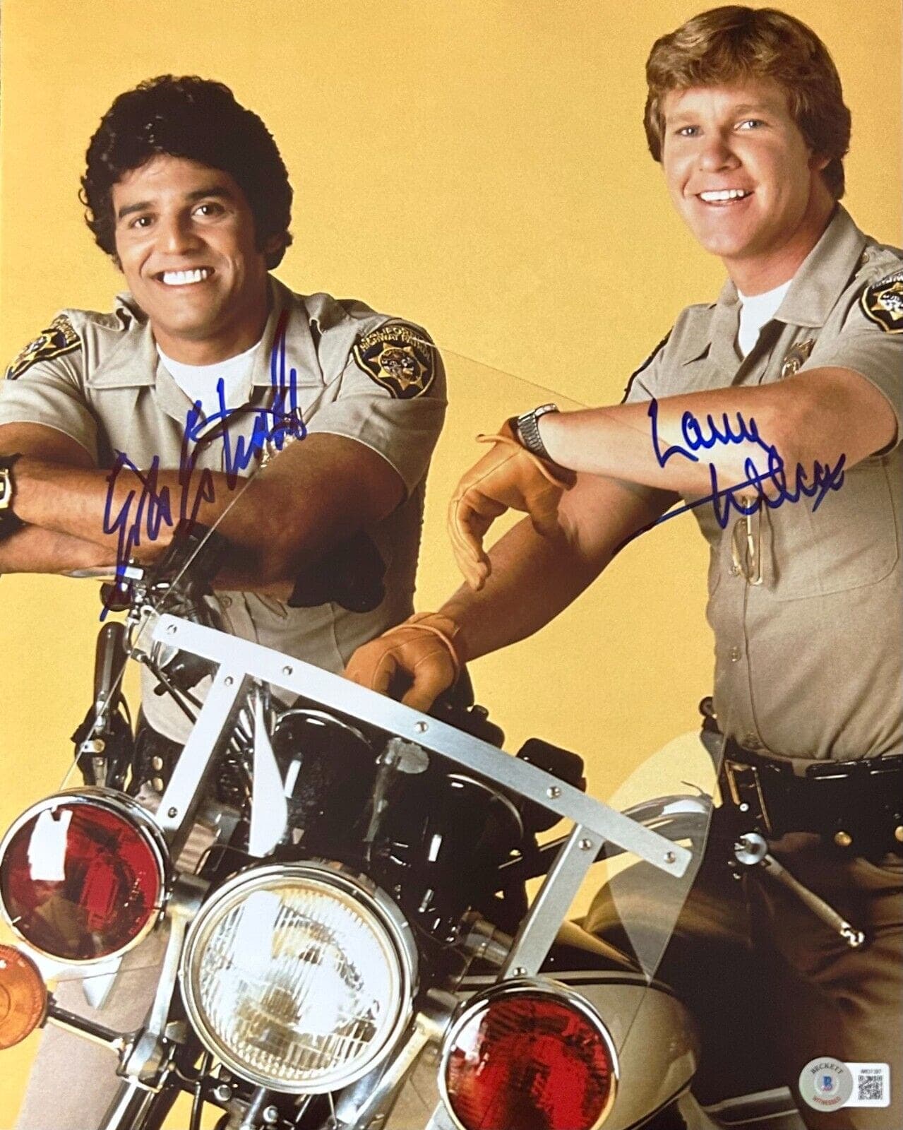 Erik Estrada & Larry Wilcox Signed Autographed CHIPS 11×14 Photo Beckett #3 Erik Estrada Photo 11x14-erik-estrada-larry-wilcox-chips-11, supplier stock photo