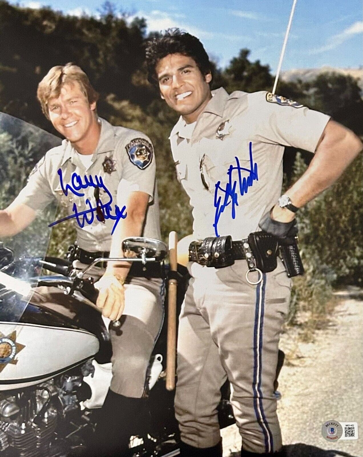 Erik Estrada & Larry Wilcox Signed Autographed CHIPS 11×14 Photo Beckett #7 Erik Estrada Photo 11x14-erik-estrada-larry-wilcox-chips-11, supplier stock photo