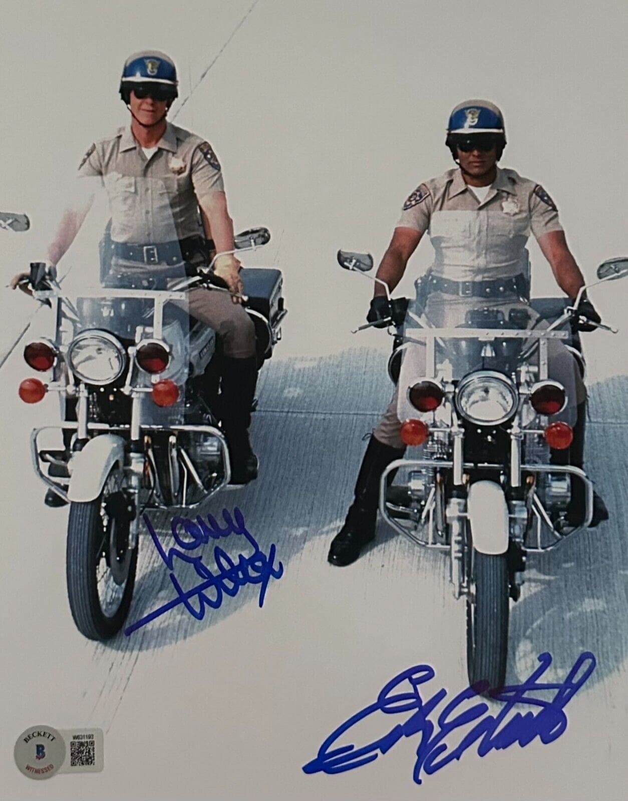 Erik Estrada & Larry Wilcox Signed Autographed CHIPS 8×10 Photo Beckett #5 Erik Estrada Photo 8x10-erik-estrada-larry-wilcox-chips-8, supplier stock photo