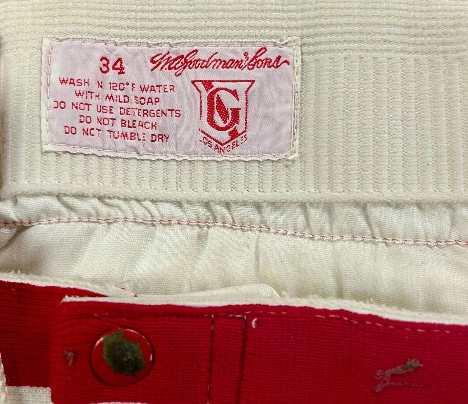Pete Rose Cincinnati Reds Game Used Home Uniform Authenticated By PhotoMatch.Com Pete Rose Jersey pete-rose-game-used-home-uniform, Cincinnati Reds, view 17, supplier stock photo