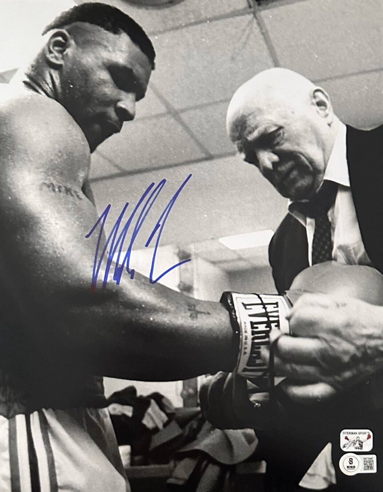 Mike Tyson Signed Autographed Photo 11×14 Beckett & Tyson Hologram Authen Cus #4 Mike Tyson Photo 11x14-mike-tyson-11-14-hologram-authen, supplier stock photo