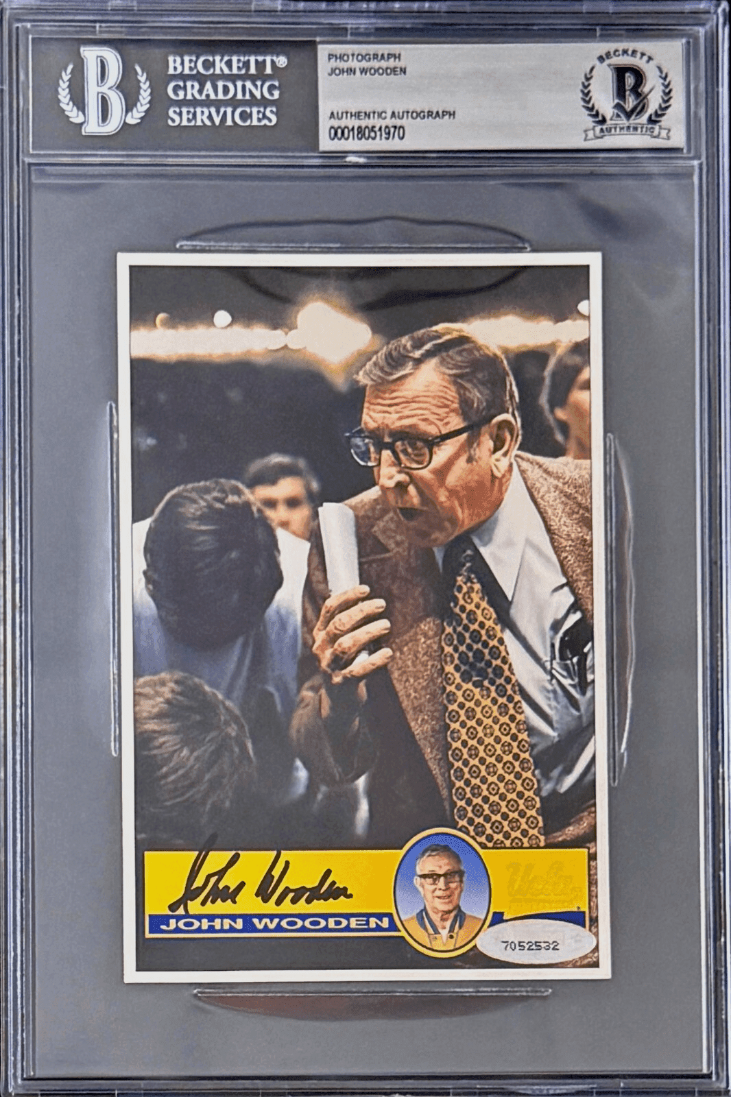 John Wooden Signed Autographed 4×6 Photograph Beckett 18051970 UCLA John Wooden Photo 4x6-18051970, supplier stock photo