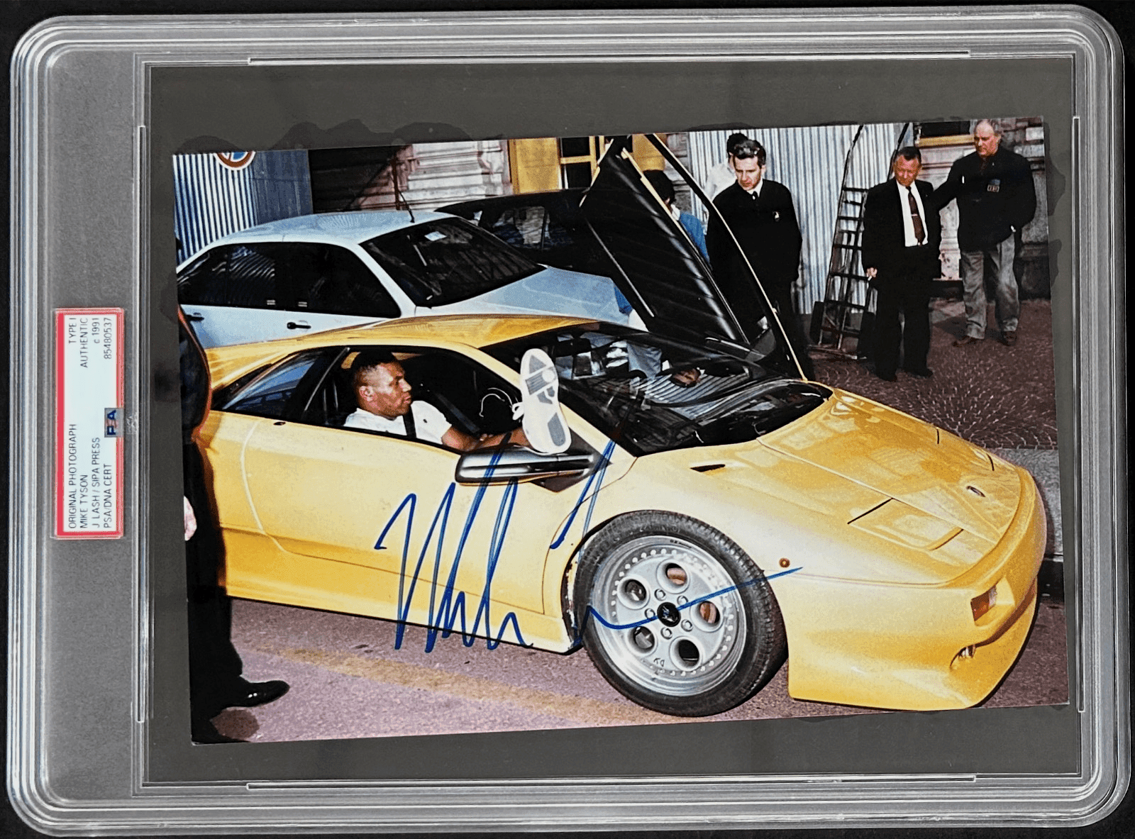 Mike Tyson Signed Original 1991 Type 1 Photograph PSA/DNA Lamborghini in Rome Mike Tyson Photo mike-tyson-original-1991-type-1, supplier stock photo