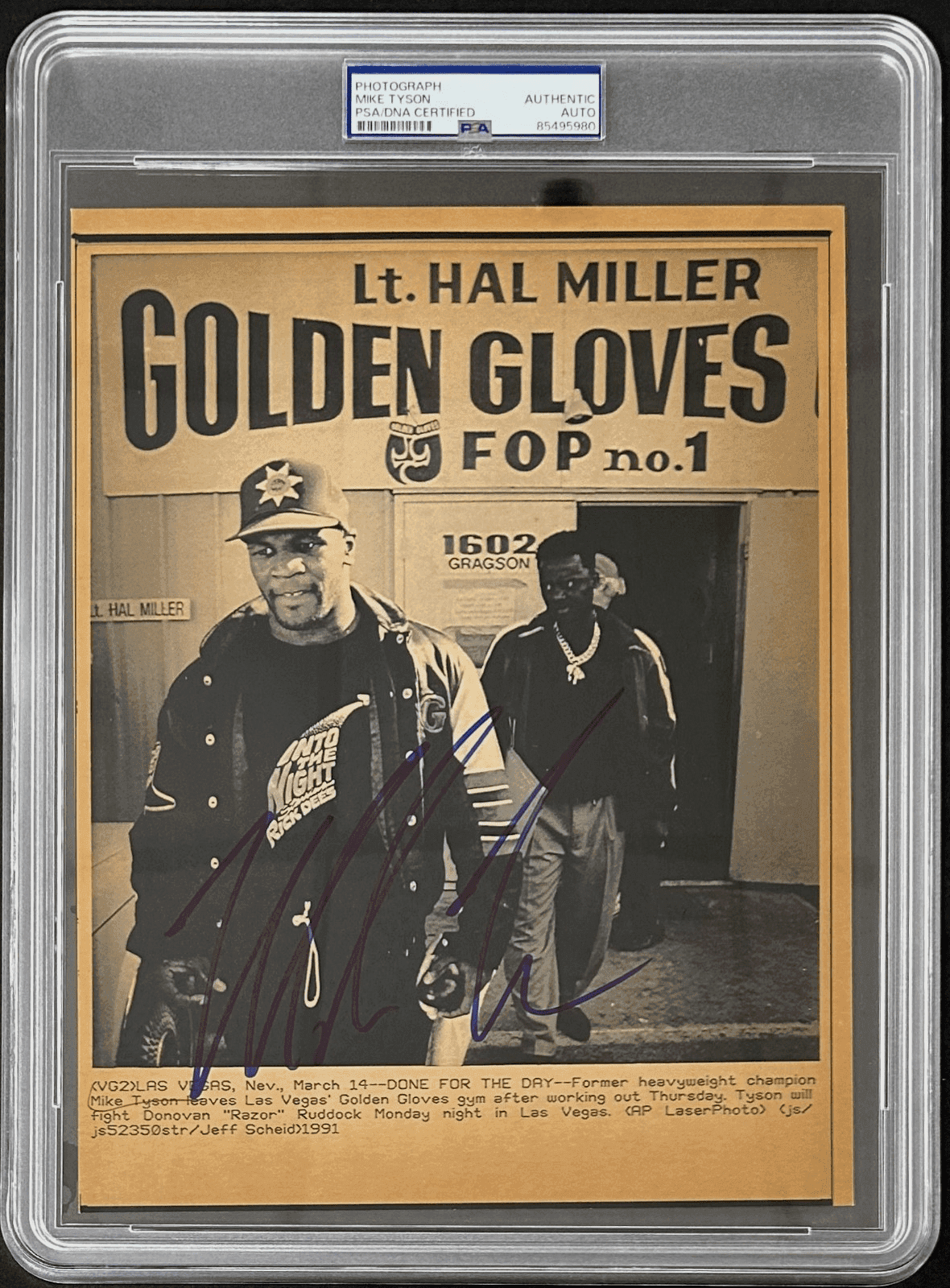 Mike Tyson Signed 1991 Type 3 Photograph PSA/DNA Golden Gloves Gym Work Out Mike Tyson Glove mike-tyson-1991-type-3-photograph, supplier stock photo