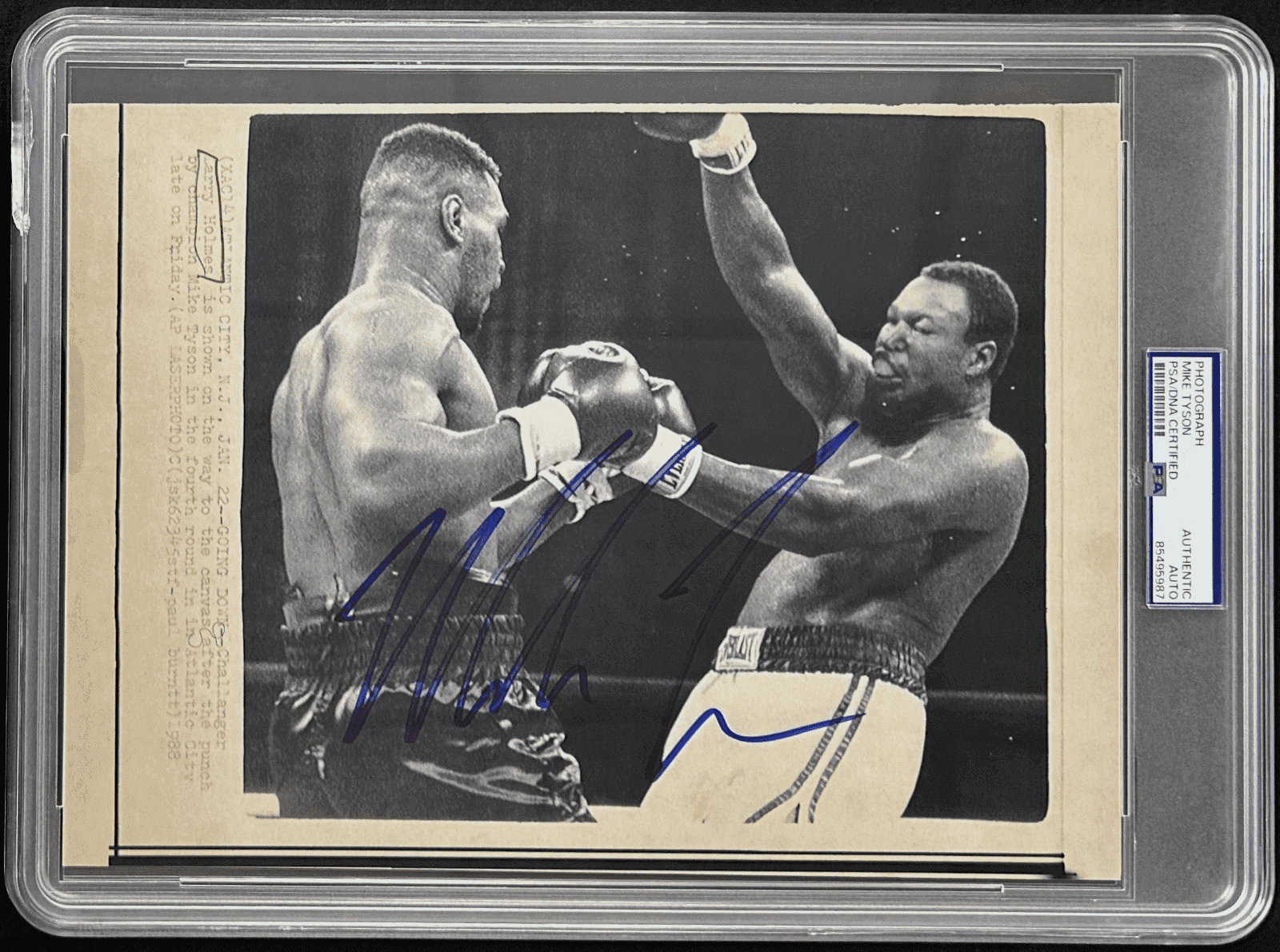 Mike Tyson Signed 1988 Type 3 Photograph PSA/DNA Tyson vs Larry Holmes Mike Tyson Photo mike-tyson-1988-type-3-photograph, supplier stock photo