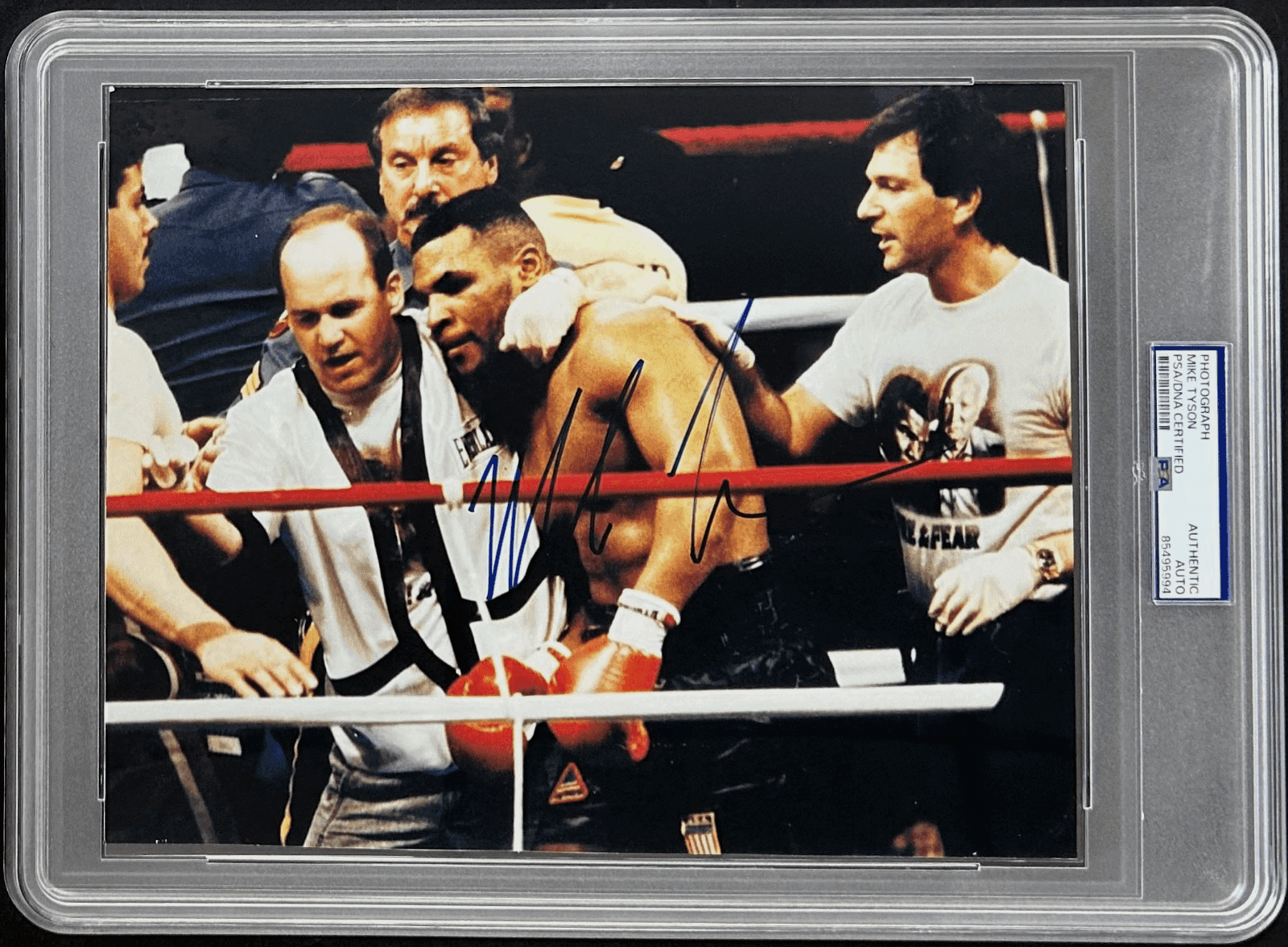 Mike Tyson Signed Type 1 Photograph PSA/DNA Tyson vs Tony Tucker Kevin Rooney Mike Tyson Photo mike-tyson-type-1-photograph-vs, supplier stock photo