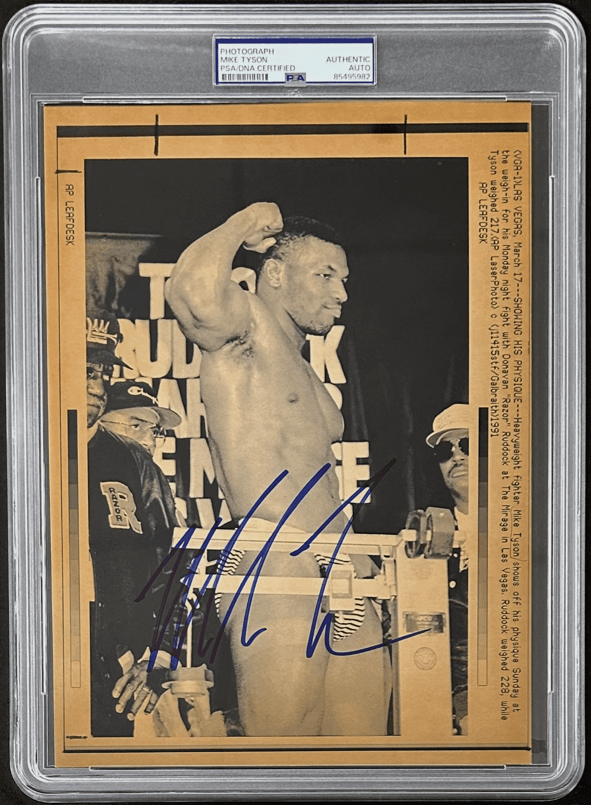 Mike Tyson Signed 1991 Type 3 Photograph PSA/DNA Weigh-In Fight With Ruddock Mike Tyson Photo mike-tyson-1991-type-3-photograph, supplier stock photo