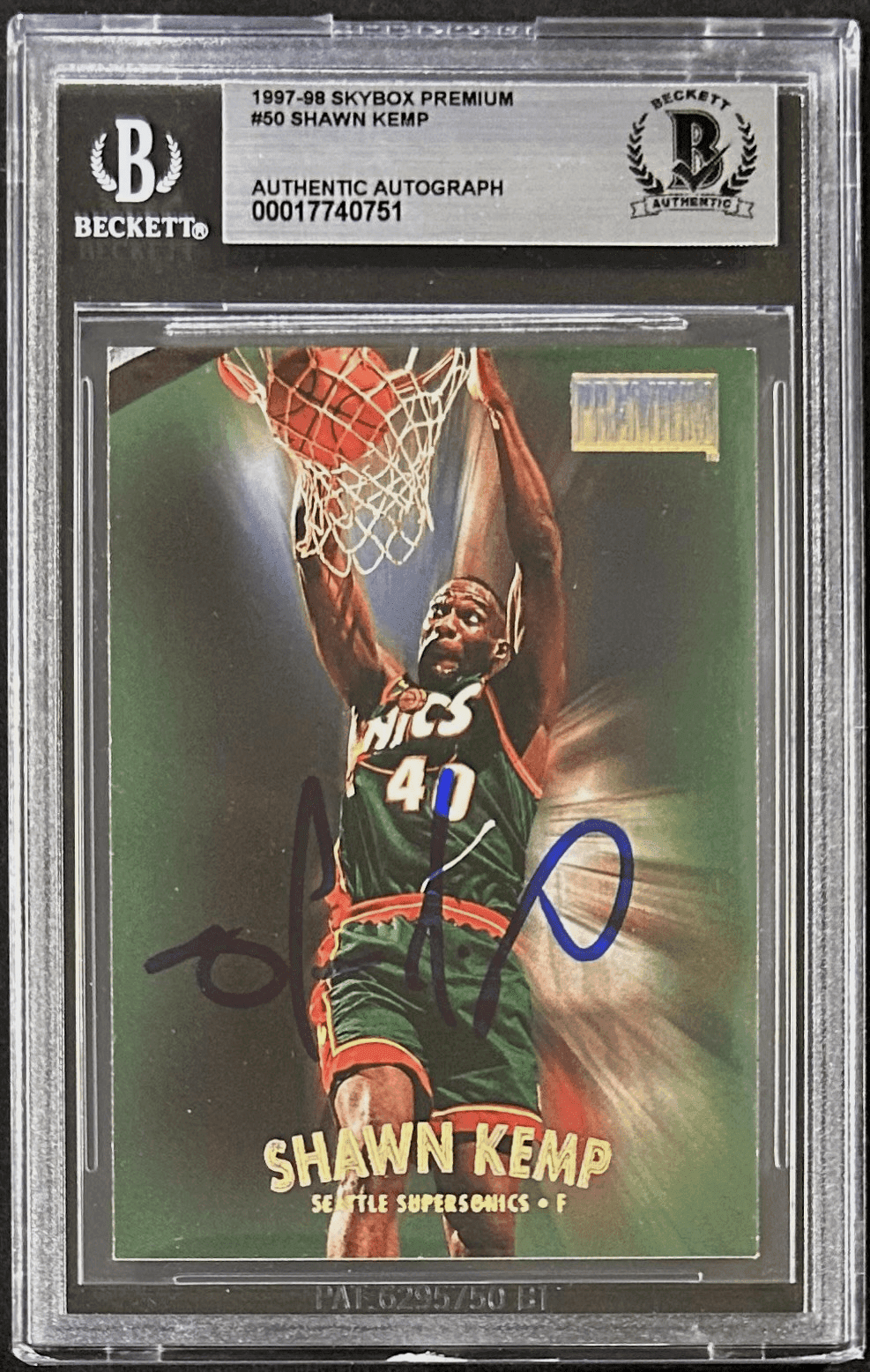 Shawn Kemp Signed 1997-98 Skybox Card #50 Beckett 17740751 Supersonics Shawn Kemp Card 17740751, supplier stock photo