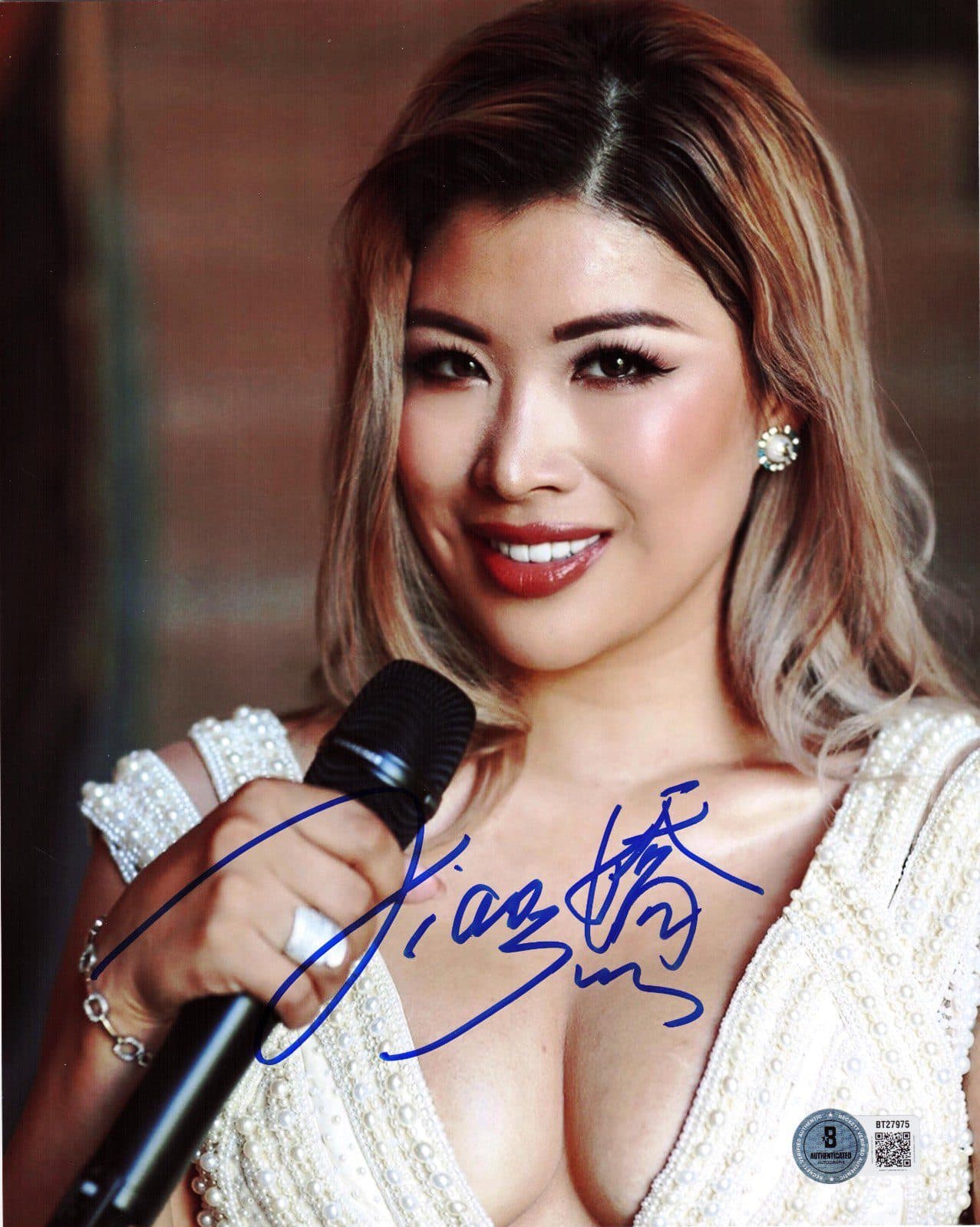 JIAOYING SUMMERS AUTOGRAPHED 8×10 PHOTO BECKETT BT27975 COMEDIAN Jiaoying Summers Photo 8x10-bt27975, supplier stock photo