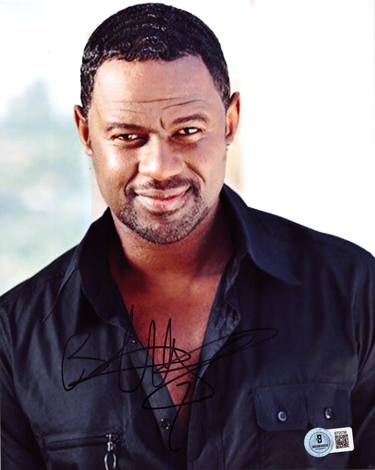 BRIAN MCKNIGHT AUTOGRAPHED 8×10 PHOTO BECKETT BT05798 R&B SINGER Brian McKnight Photo 8x10-bt05798, supplier stock photo