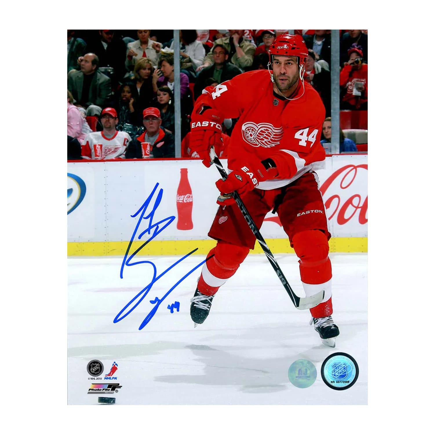 Todd Bertuzzi Autographed Detroit Red Wings Hockey 8x10 Photo Todd Bertuzzi Photo 8x10-hockey, Detroit Red Wings, supplier stock photo