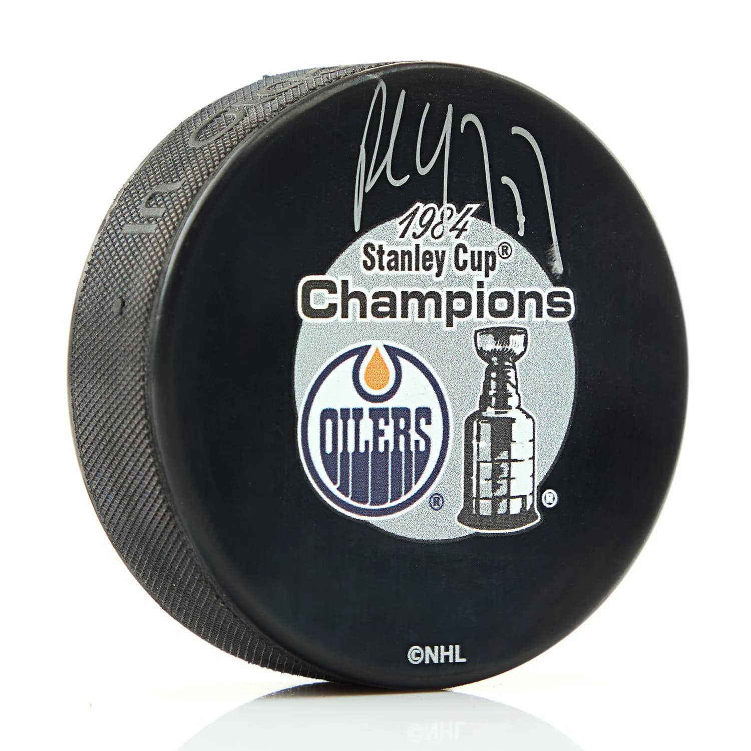 Paul Coffey Autographed Edmonton Oilers 1984 Stanley Cup Puck Paul Coffey Puck paul-coffey-1984-stanley-cup, Edmonton Oilers, supplier stock photo