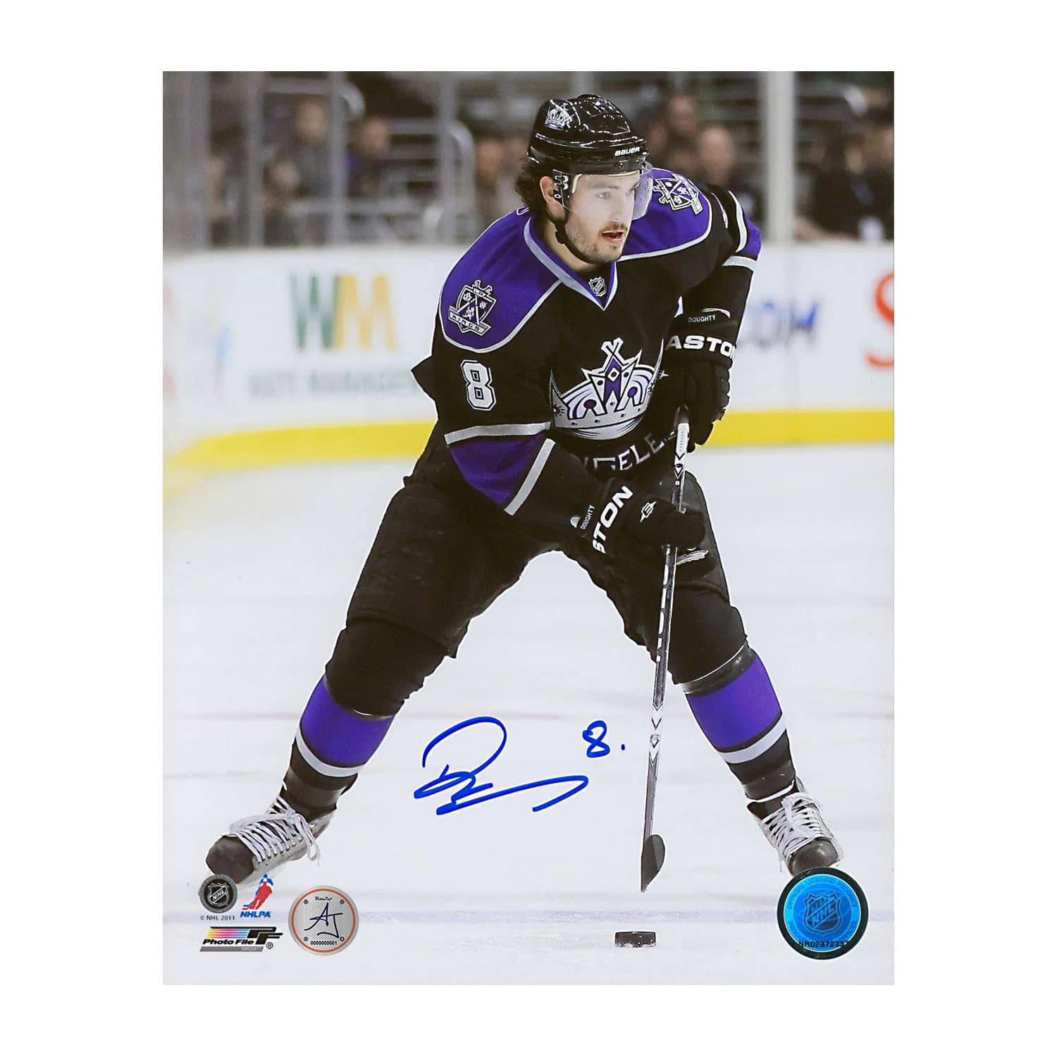 Drew Doughty Signed Los Angeles Kings Stickhandling 8x10 Photo Drew Doughty Photo 8x10-stickhandling, Los Angeles Kings, supplier stock photo