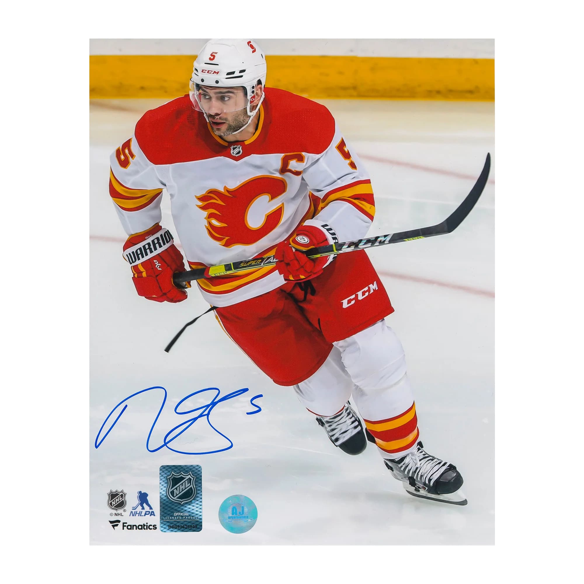 Mark Giordano Autographed Calgary Flames Game Action 8x10 Photo Mark Giordano Photo 8x10-game-action, Calgary Flames, supplier stock photo