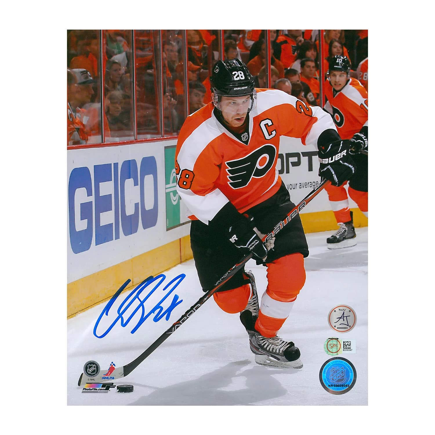 Claude Giroux Autographed Philadelphia Flyers Puck Rush 8x10 Photo Claude Giroux Puck 8x10-rush, Philadelphia Flyers, supplier stock photo