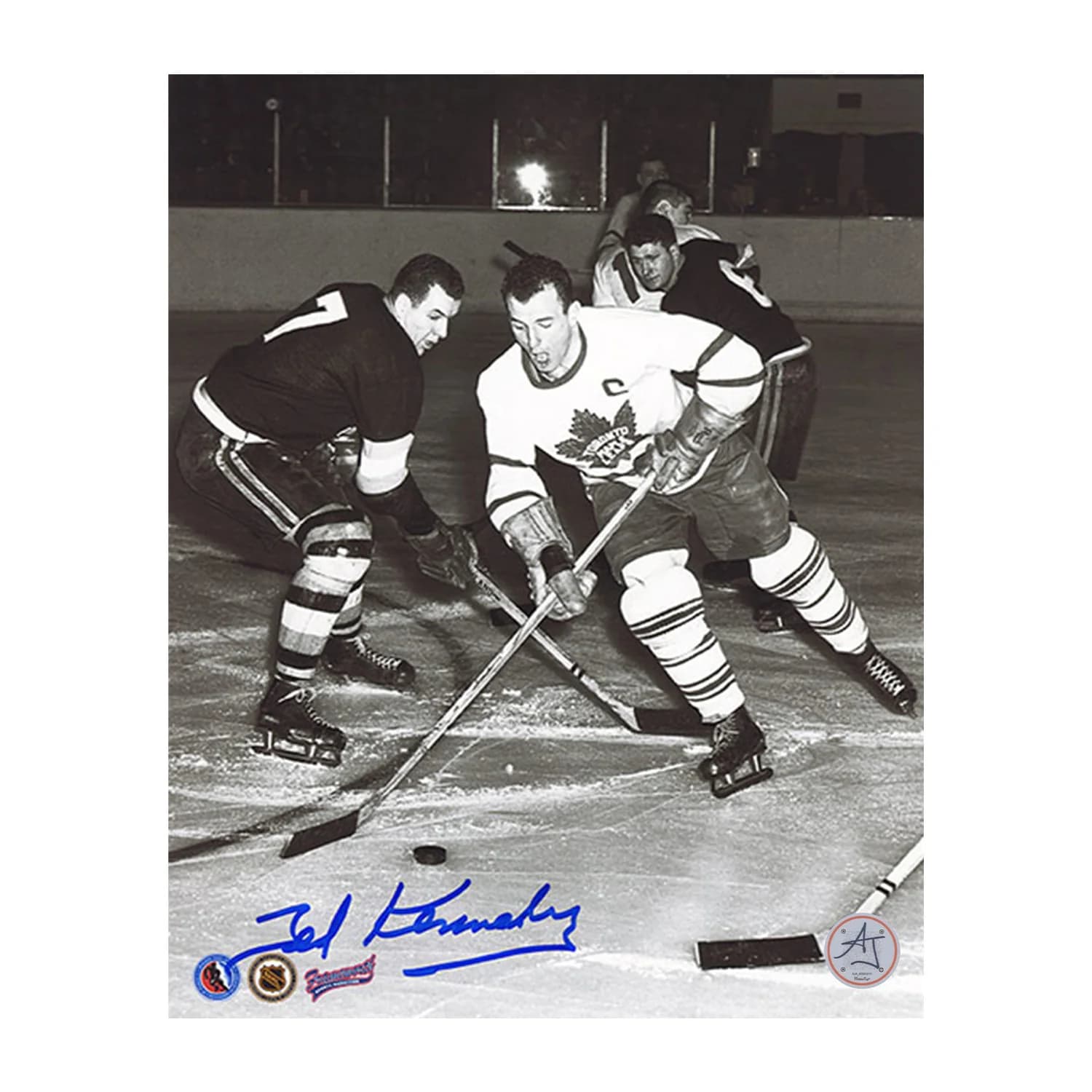 Teeder Kennedy Autographed Toronto Maple Leafs Black and White 8x10 Photo Teeder Kennedy Photo 8x10-black-white, Toronto Maple Leafs, supplier stock photo