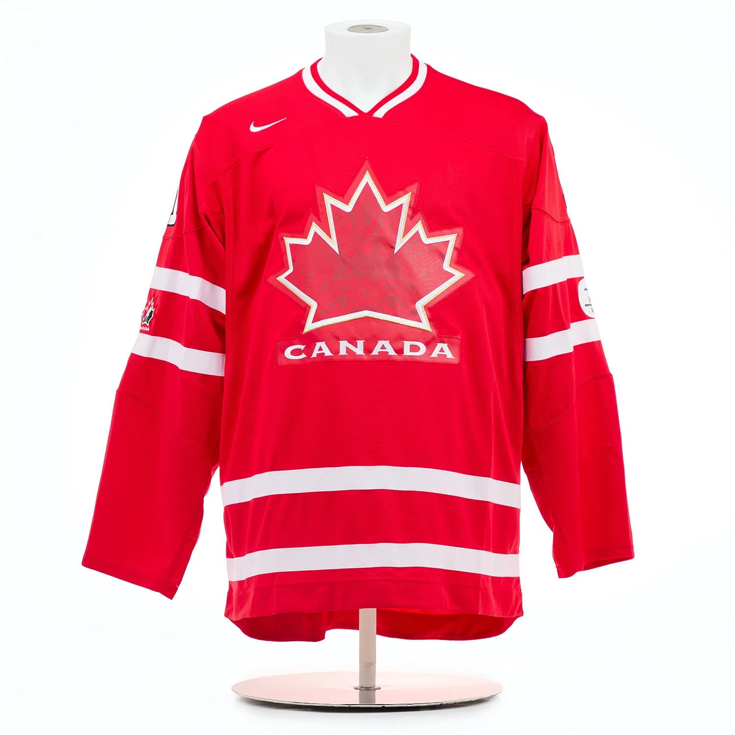 Roberto Luongo Team Canada Signed & Inscribed 2010 Olympic Gold Nike Jersey Roberto Luongo Jersey roberto-luongo-team-canada-inscribed-2010, view 2, supplier stock photo