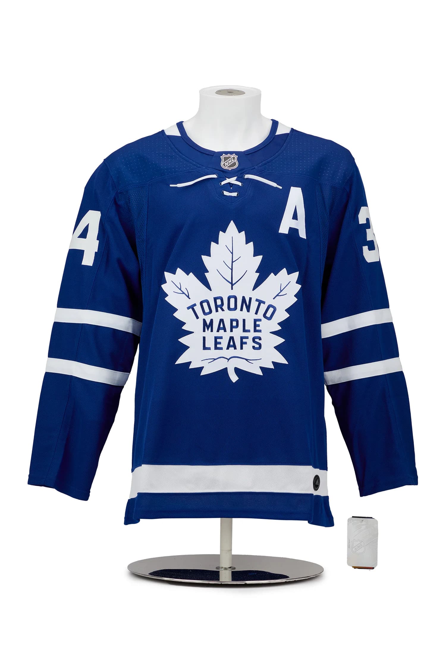 Auston Matthews Signed Toronto Maple Leafs adidas Jersey Auston Matthews Jersey auston-matthews-toronto-maple-leafs-adidas, Toronto Maple Leafs, view 2, supplier stock photo
