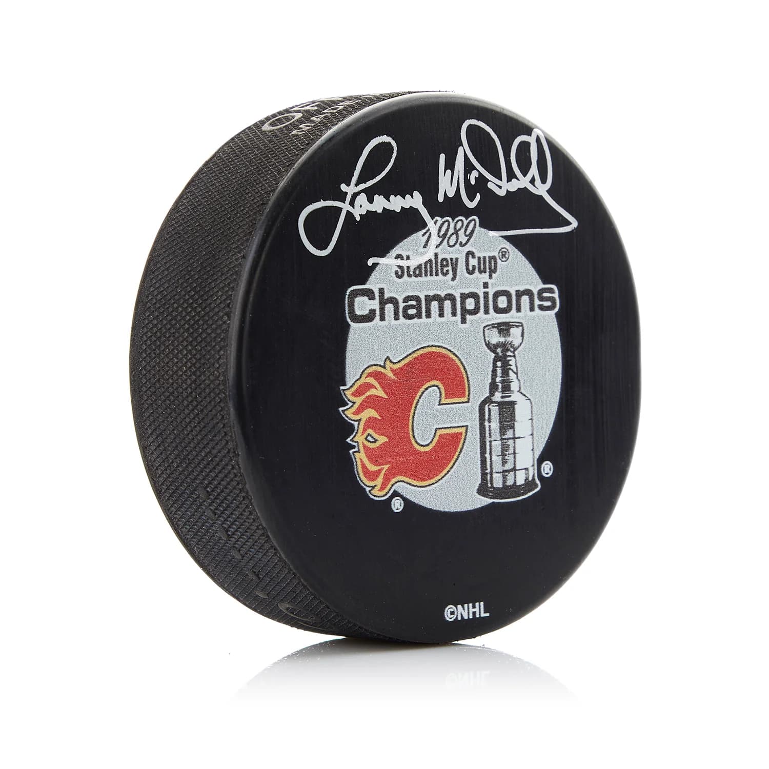 Lanny McDonald Signed 1989 Calgary Flames Stanley Cup Champion Puck Lanny McDonald Puck 1989-stanley-cup-champion, Calgary Flames, supplier stock photo