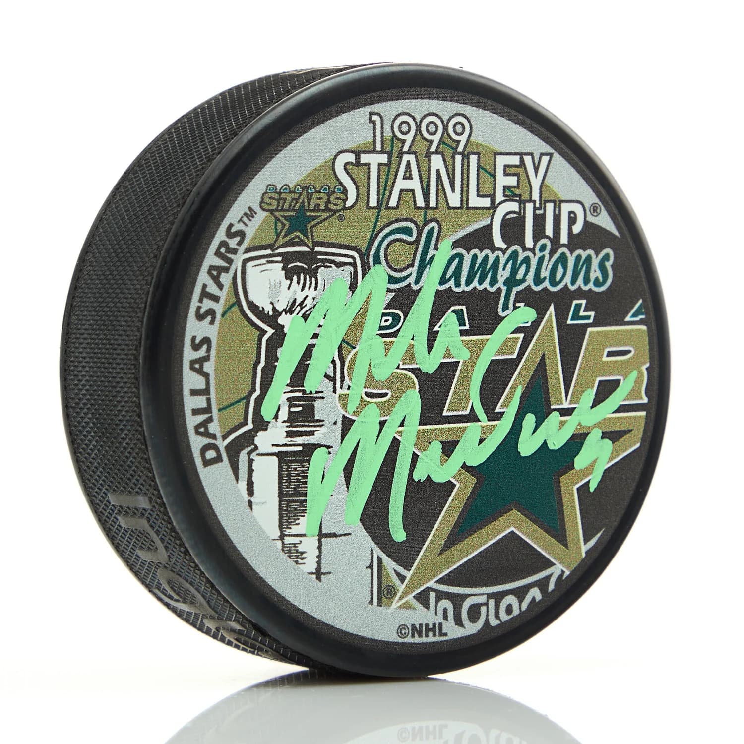 Mike Modano Signed Dallas Stars 1999 Stanley Cup Puck Mike Modano Puck 1999-stanley-cup, Dallas Stars, supplier stock photo