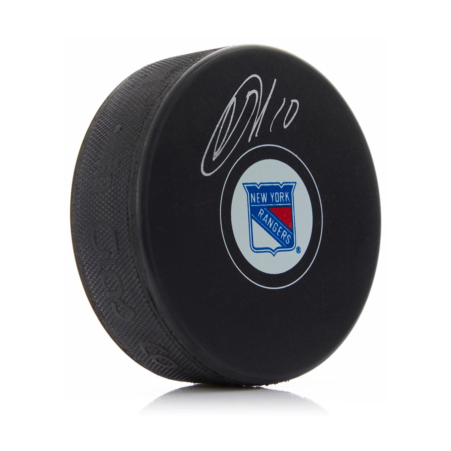 Artemi Panarin Autographed New York Rangers Hockey Puck Artemi Panarin Puck hockey, New York Rangers, supplier stock photo
