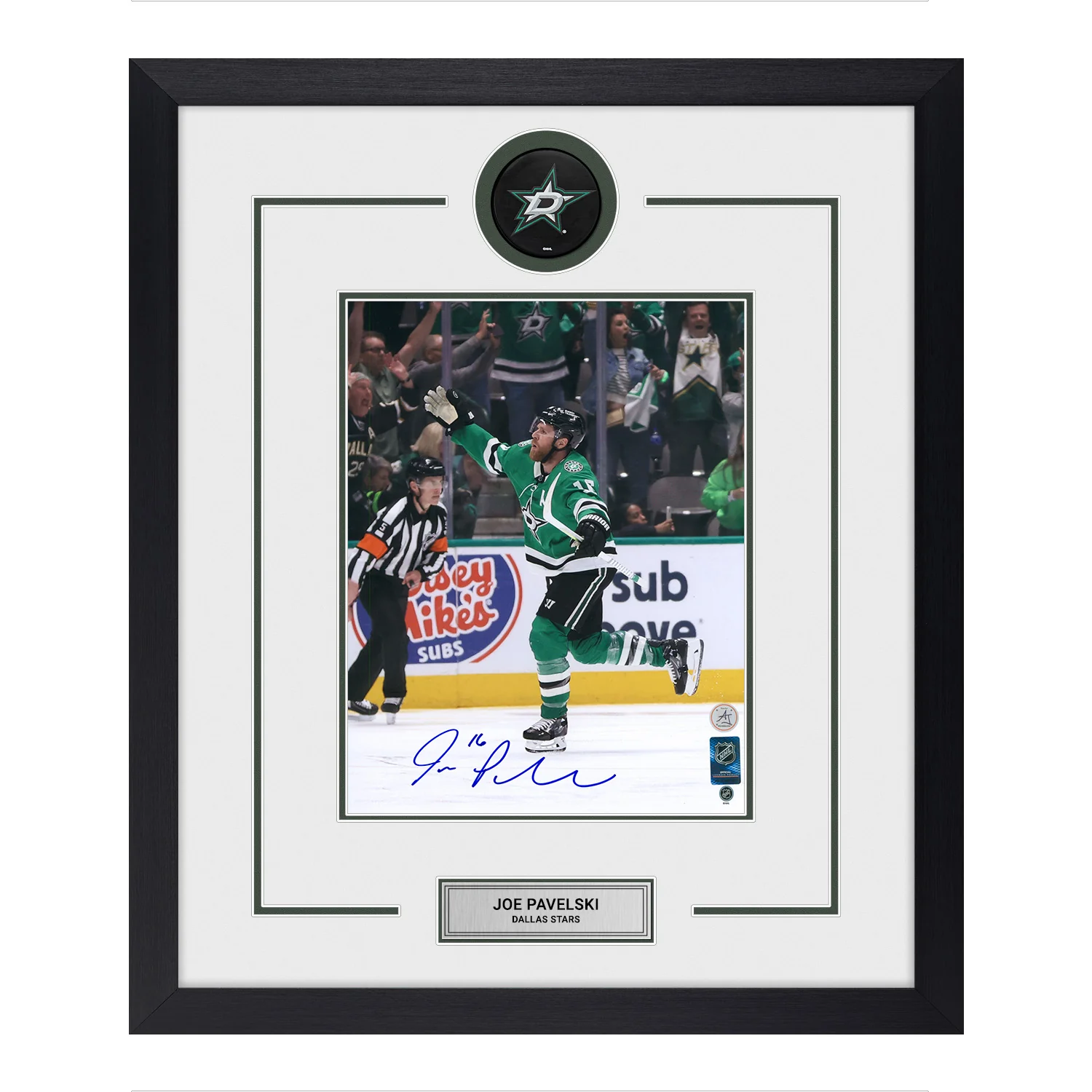 Joe Pavelski Autographed Dallas Stars Puck Logo 22x26 Frame Joe Pavelski Puck 22x26-logo-frame, Dallas Stars, supplier stock photo