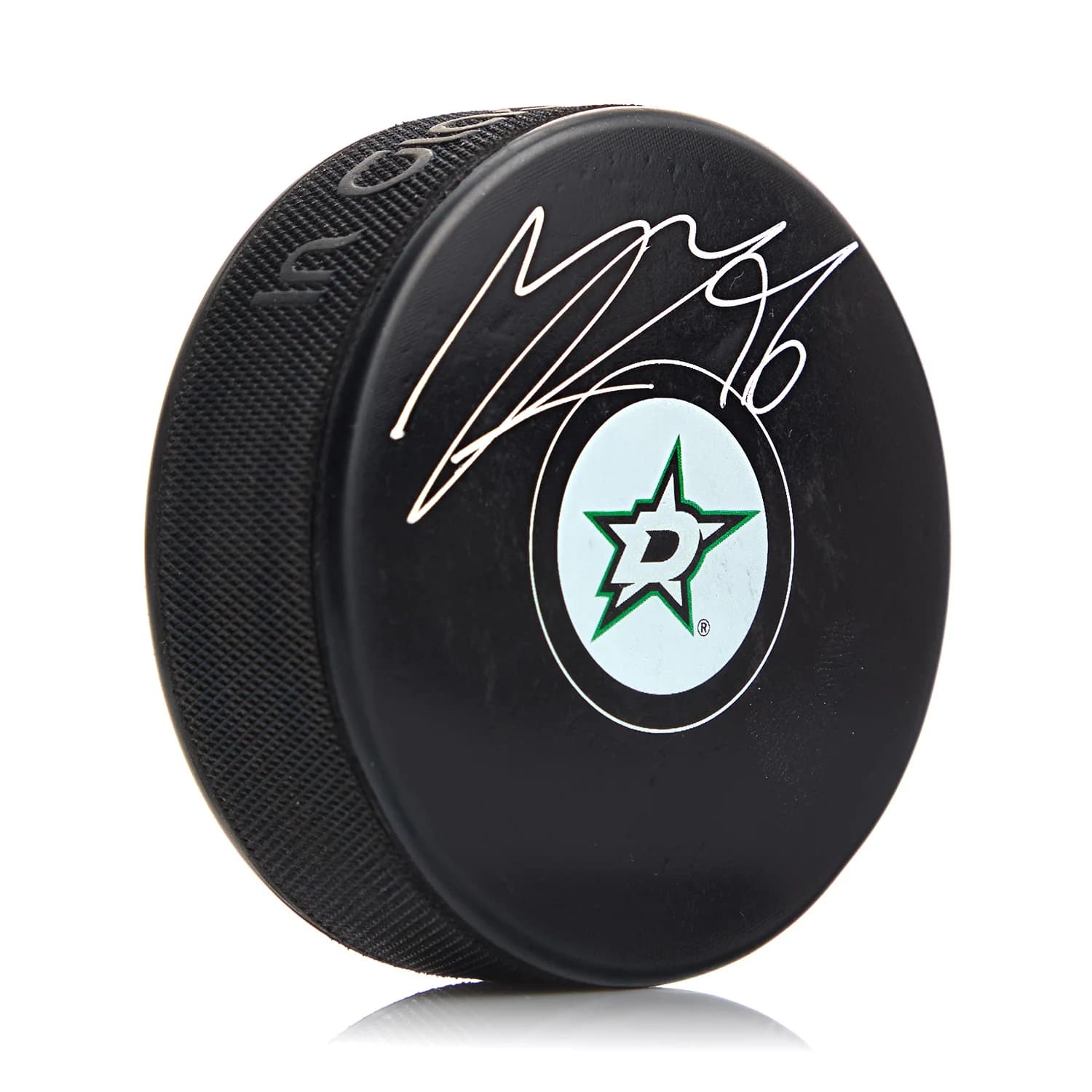 Mikko Rantanen Autographed Dallas Stars Hockey Puck Mikko Rantanen Puck hockey, Dallas Stars, supplier stock photo