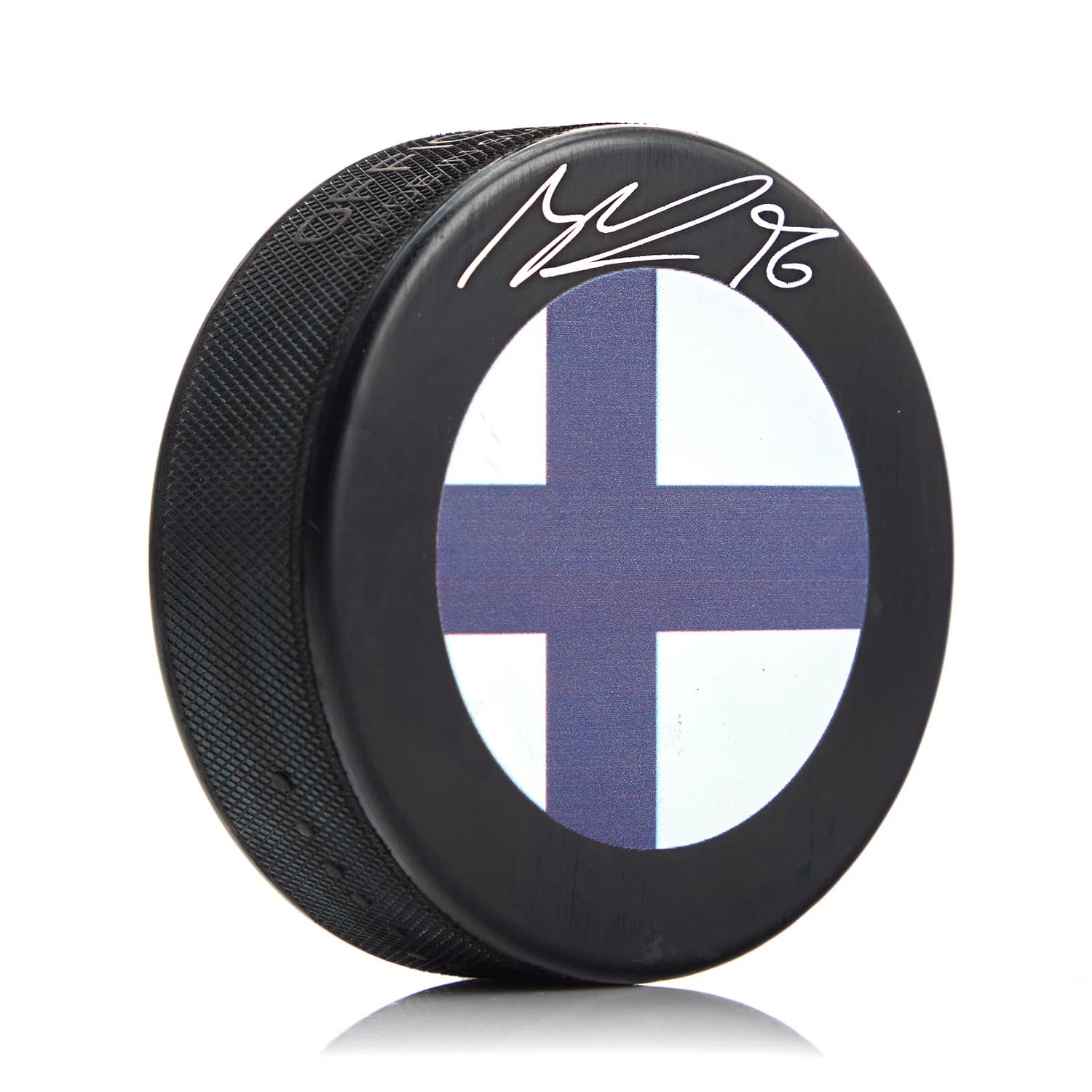 Mikko Rantanen Autographed Team Finland Hockey Puck Mikko Rantanen Puck team-finland-hockey, supplier stock photo