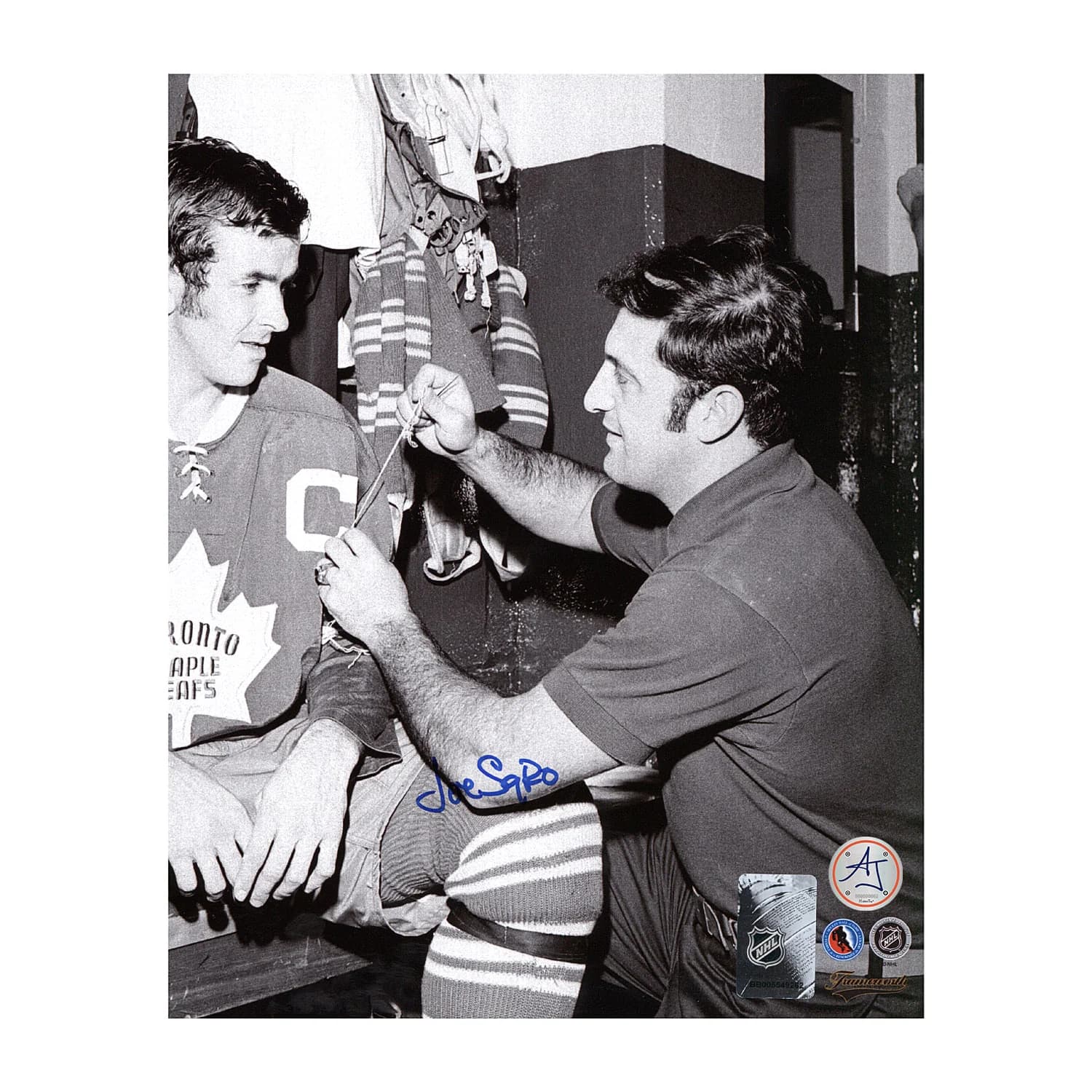Joe Sgro Signed Toronto Maple Leafs Black and White 8x10 Photo Joe Sgro Photo 8x10-black-white, Toronto Maple Leafs, supplier stock photo