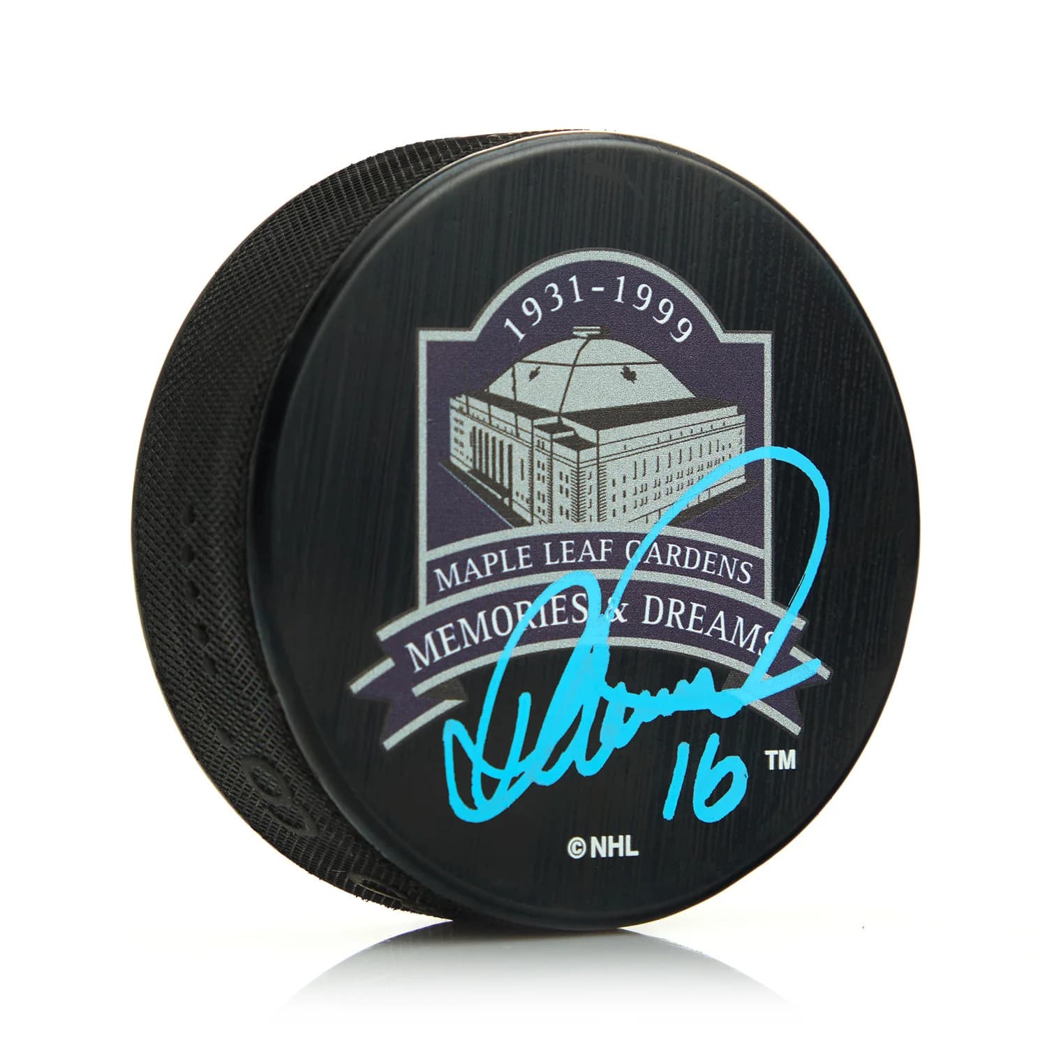 Darcy Tucker Signed Toronto Maple Leaf Gardens Memories & Dreams Puck Darcy Tucker Puck toronto-maple-leaf-gardens-memories-dreams, supplier stock photo