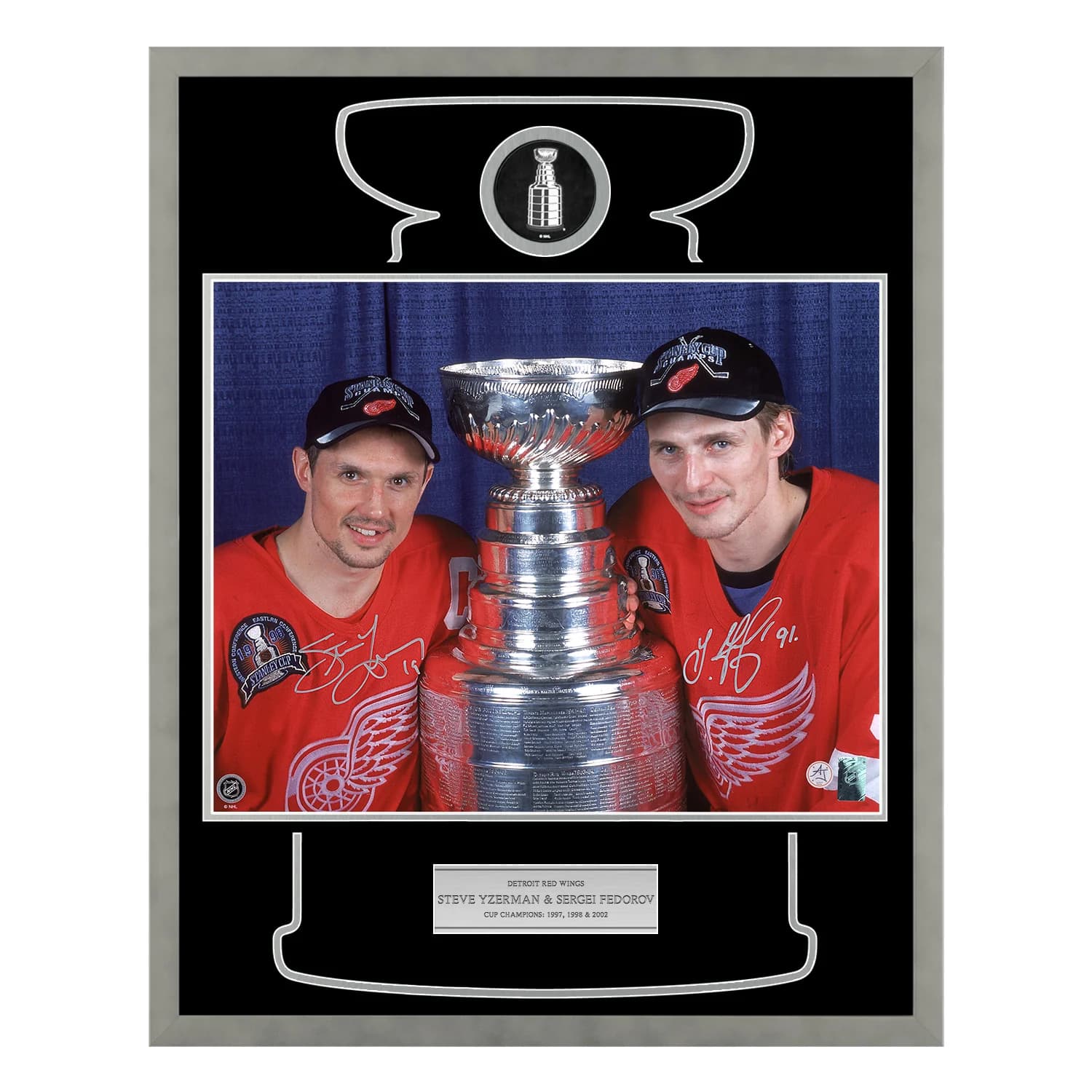 Steve Yzerman & Sergei Fedorov Signed Detroit Red Wings Stanley Cup 28x30 Frame Steve Yzerman Other 28x30-steve-yzerman-sergei-fedorov-stanley-cup, Detroit Red Wings, supplier stock photo