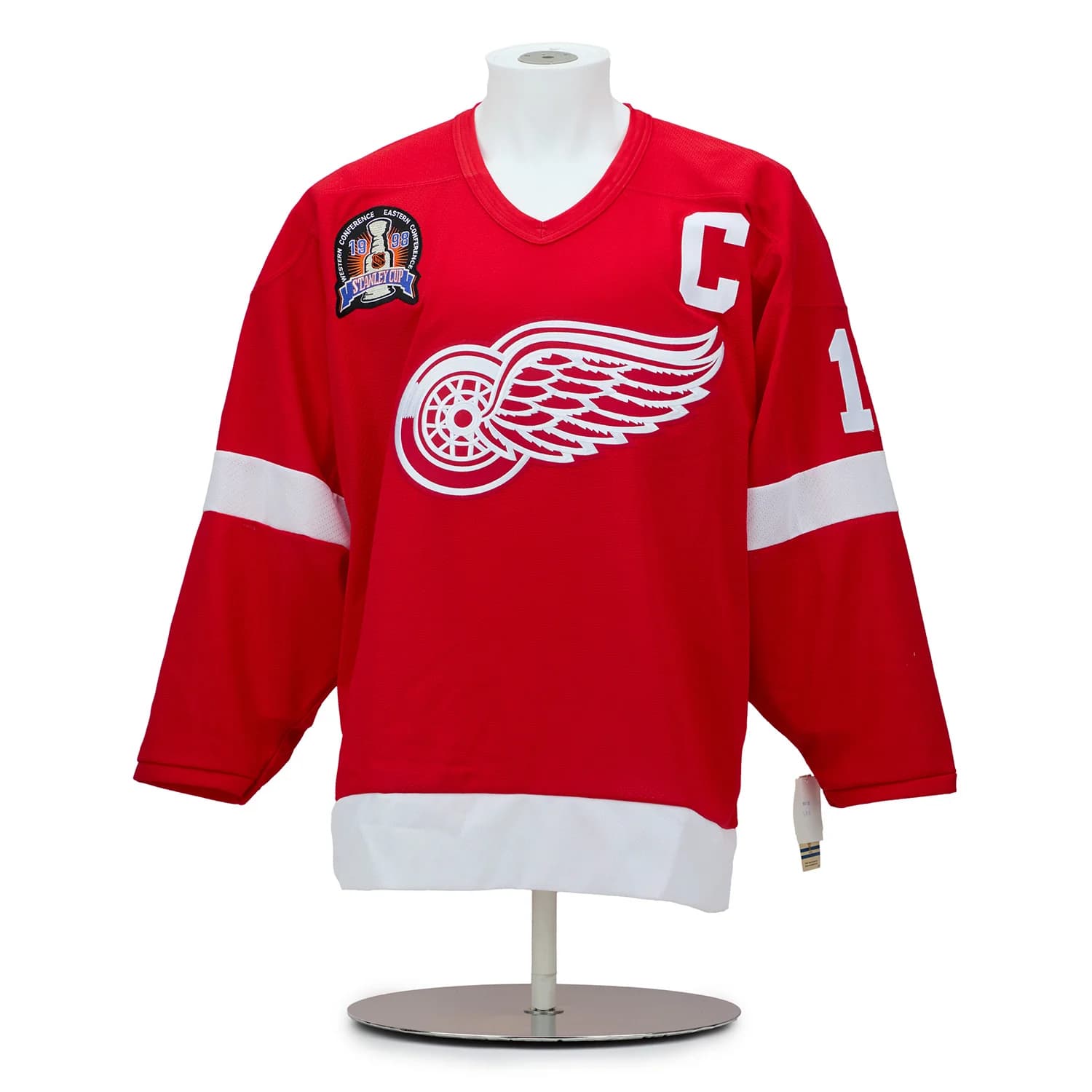 Steve Yzerman Detroit Red Wings Signed & Inscribed Vintage CCM Stats Jersey Steve Yzerman Jersey steve-yzerman-inscribed-vintage-ccm-stats, Detroit Red Wings, view 2, supplier stock photo