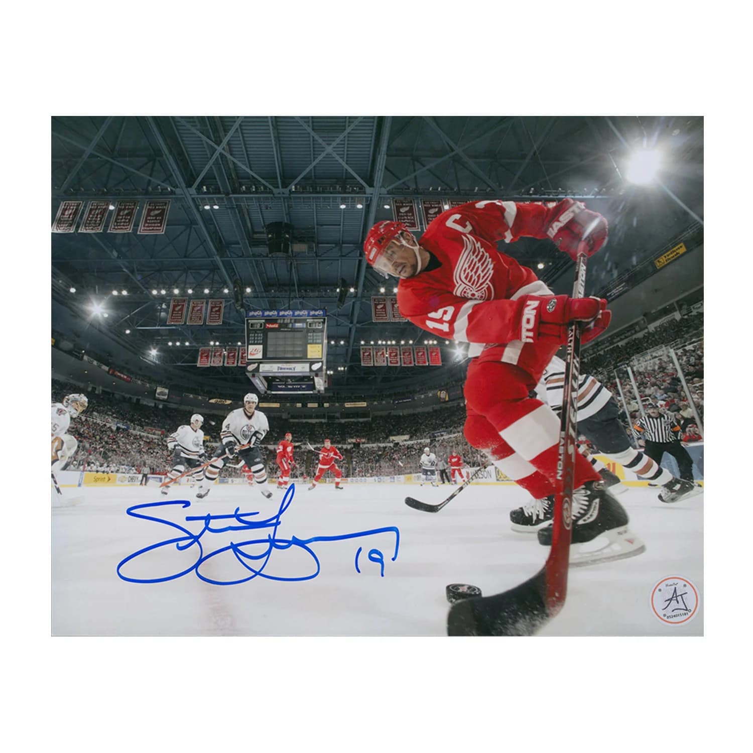 Steve Yzerman Autographed Detroit Red Wings Playmaker 8x10 Photo Steve Yzerman Photo 8x10-playmaker, Detroit Red Wings, supplier stock photo