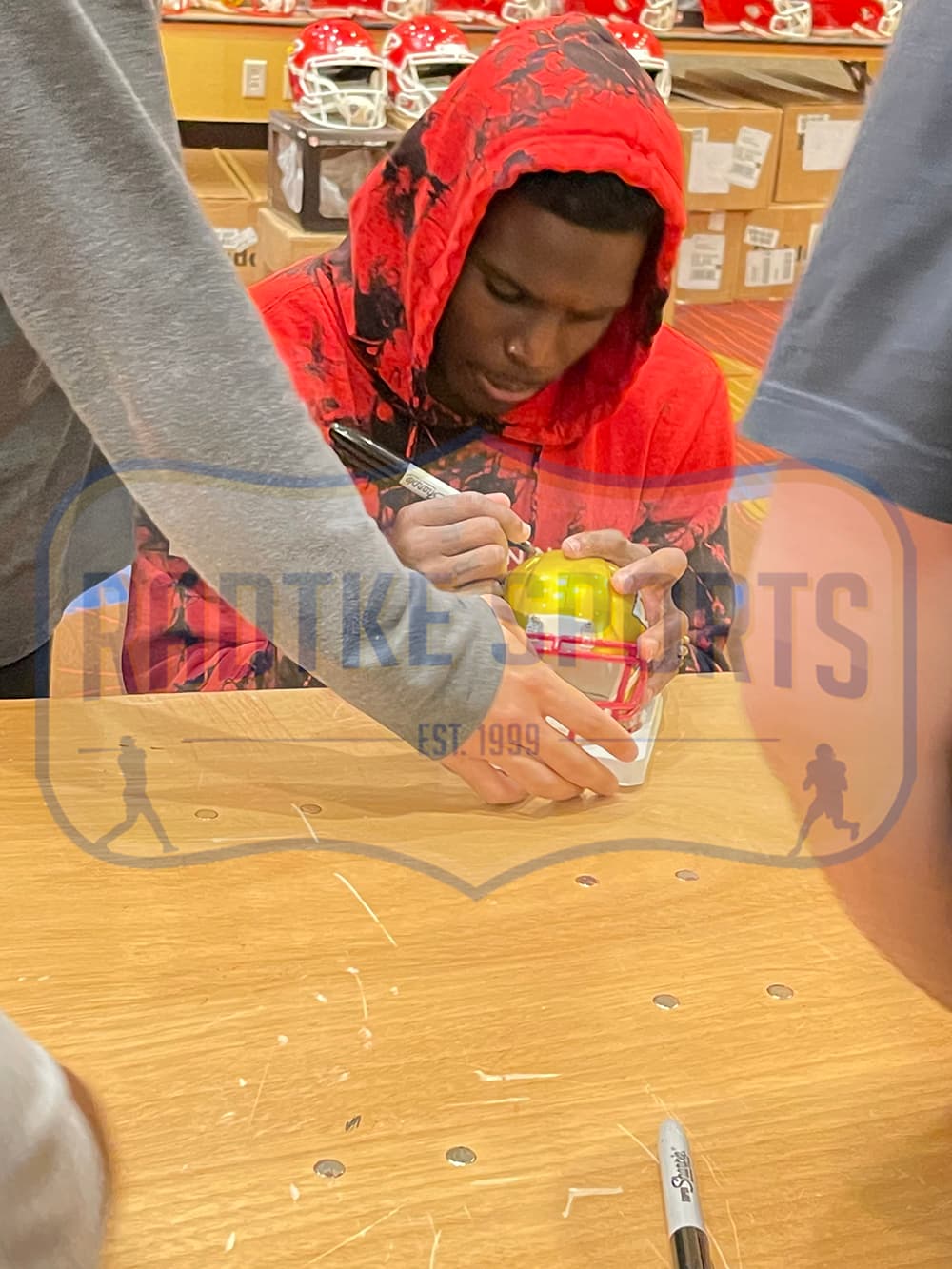 Tyreek Hill Signed Kansas City Chiefs Speed Authentic NFL Helmet Tyreek Hill Helmet tyreek-hill-kansas-city-chiefs-speed, Kansas City Chiefs, view 2, supplier stock photo