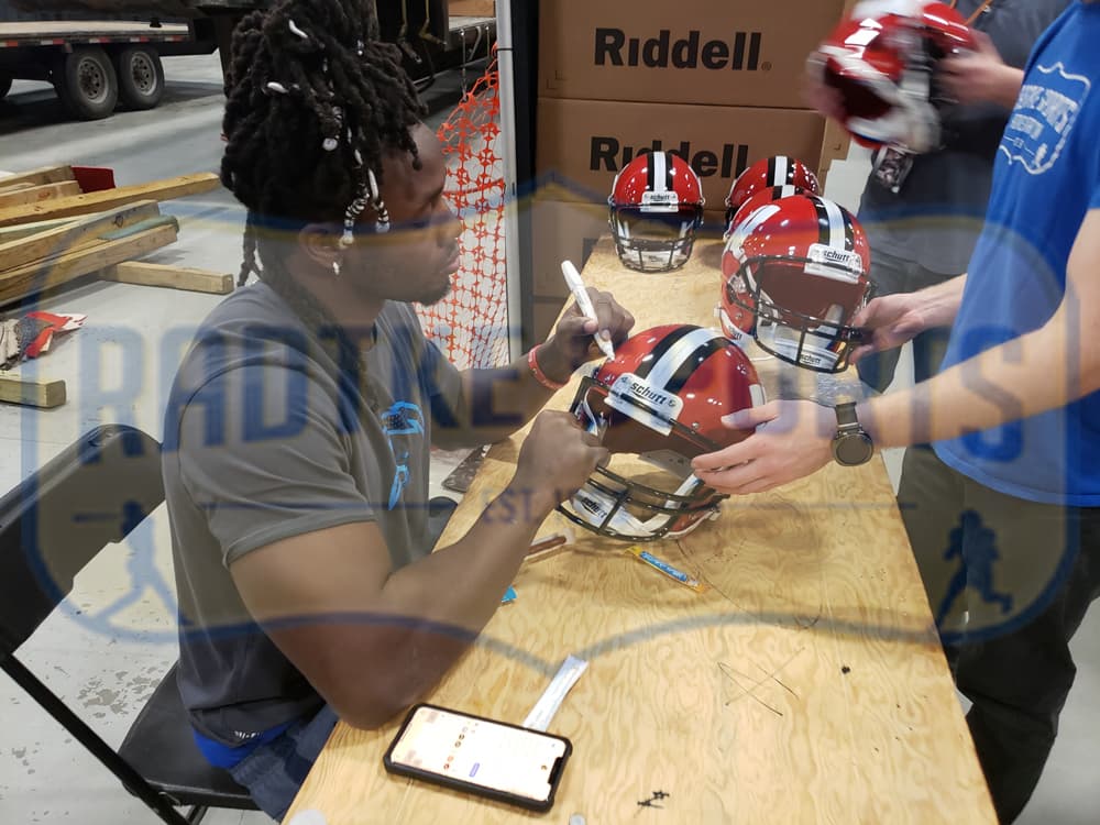 Melvin Gordon Signed Wisconsin Badgers Schutt Full Size Red & Black NCAA Helmet with Career Stats Inscription Melvin Gordon Helmet melvin-gordon-wisconsin-badgers-schutt-full, Wisconsin Badgers, view 2, supplier stock photo