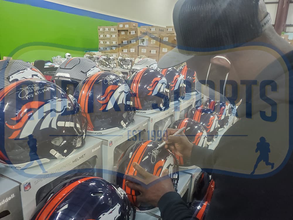 Terrell Davis Signed Denver Broncos Speed Authentic NFL Helmet With “1998 NFL MVP” Inscription Terrell Davis Helmet terrell-davis-denver-broncos-speed-nfl, Denver Broncos, view 2, supplier stock photo