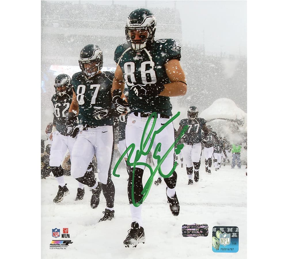 Zach Ertz Signed Philadelphia Eagles Unframed 8×10 NFL Photo – Walking Out in Snow Zach Ertz Photo 8x10-zach-ertz-philadelphia-eagles-unframed-8, Philadelphia Eagles, supplier stock photo