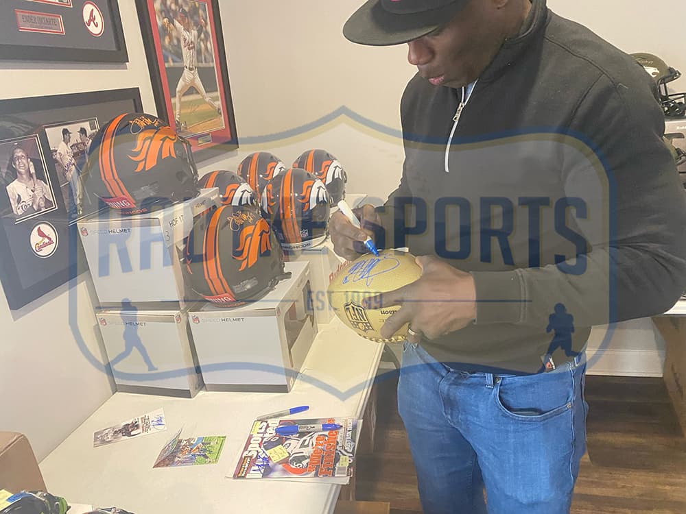 Terrell Davis Signed Denver Broncos Speed Authentic Eclipse NFL Helmet with “HOF 17” Inscription Terrell Davis Helmet terrell-davis-denver-broncos-speed-eclipse, Denver Broncos, view 2, supplier stock photo