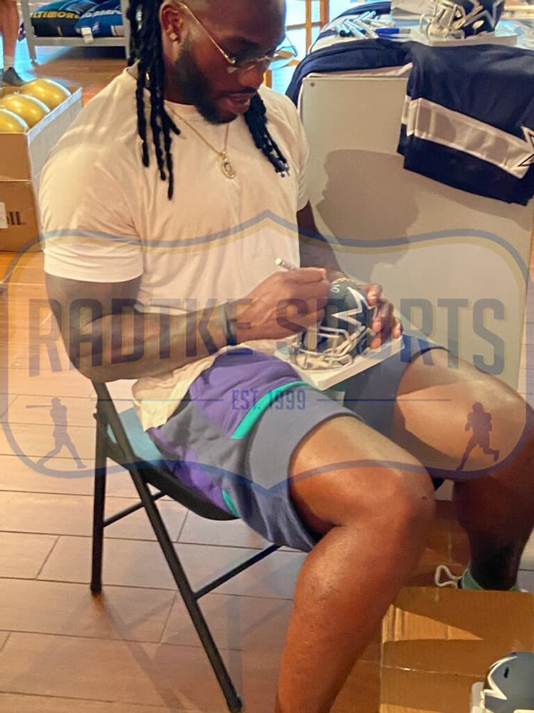 Jaylon Smith Signed Dallas Cowboys Speed AMP NFL Mini Helmet Jaylon Smith Helmet jaylon-smith-dallas-cowboys-speed-amp, Dallas Cowboys, view 2, supplier stock photo