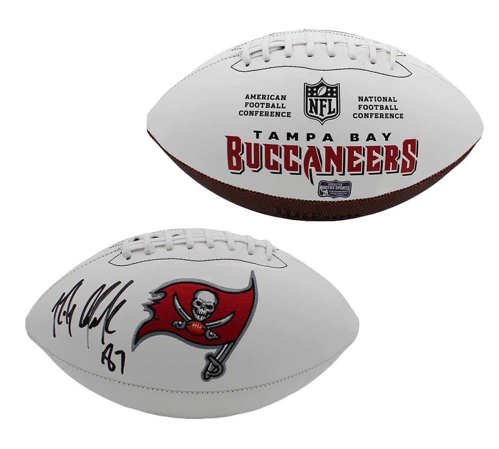 Rob Gronkowski Signed Tampa Bay Buccaneers Embroidered White NFL Football Rob Gronkowski Ball rob-gronkowski-tampa-bay-buccaneers-embroidered, supplier stock photo